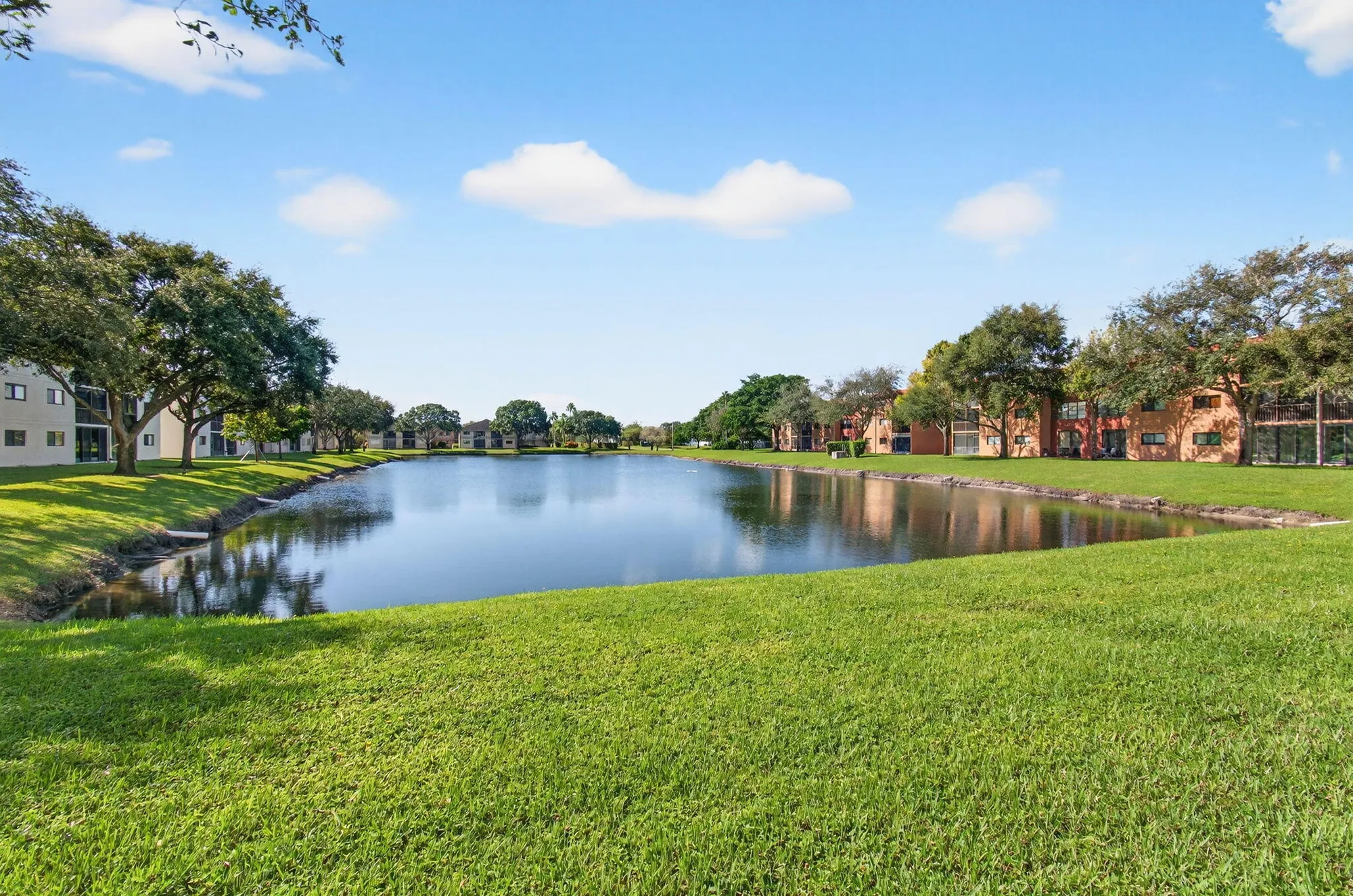 Property Slideshow image 23 of 114 | 5574 witney dr 109, Delray Beach, FL, 33484