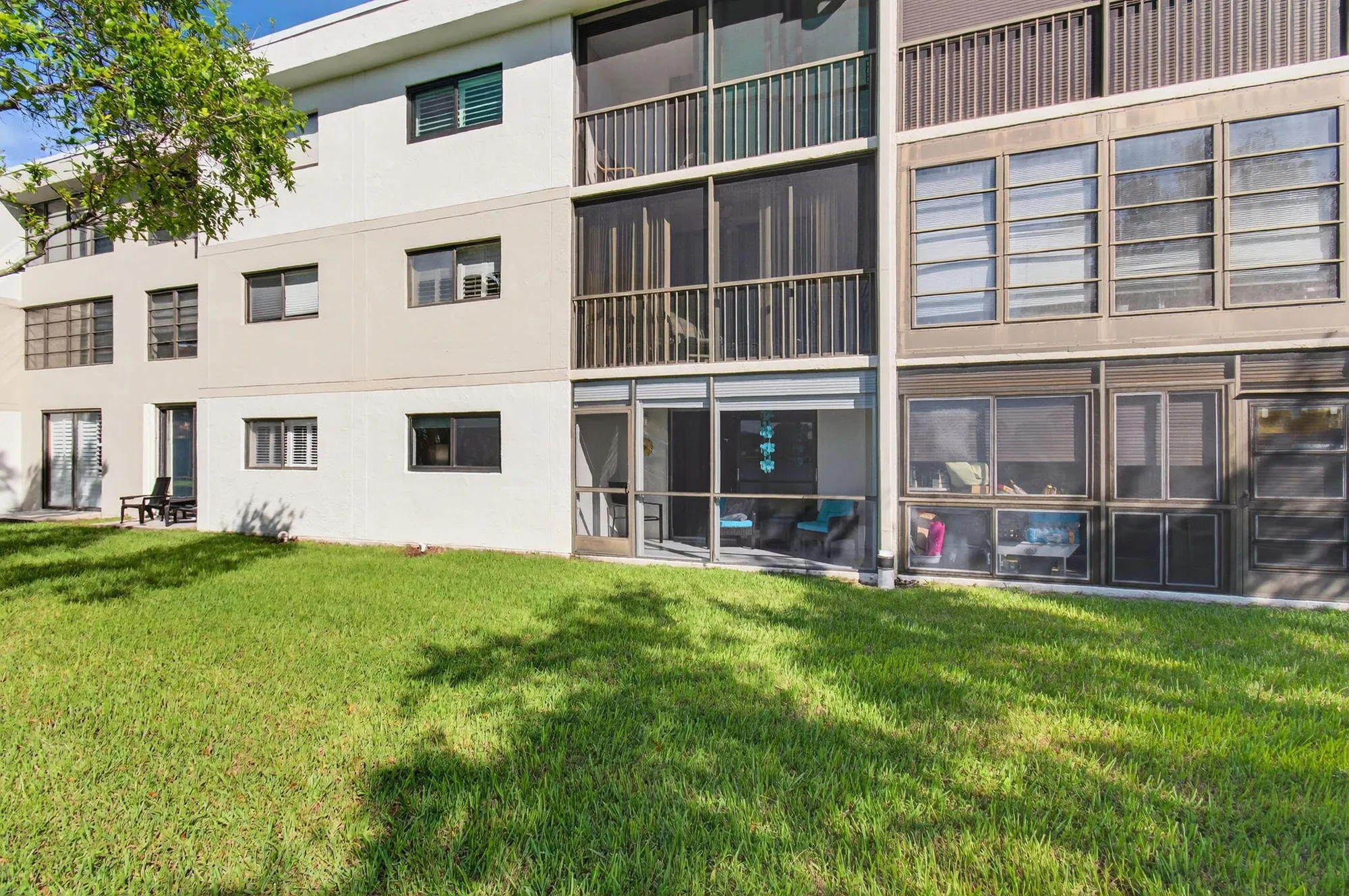 Property Slideshow image 59 of 114 | 5574 witney dr 109, Delray Beach, FL, 33484