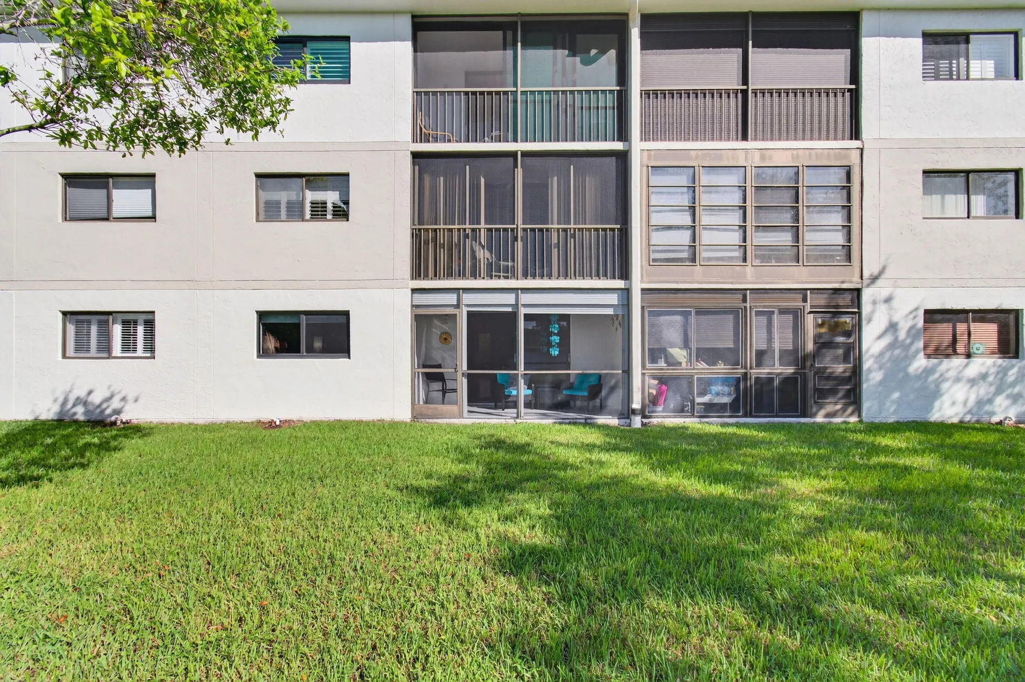 Property Slideshow image 25 of 114 | 5574 witney dr 109, Delray Beach, FL, 33484
