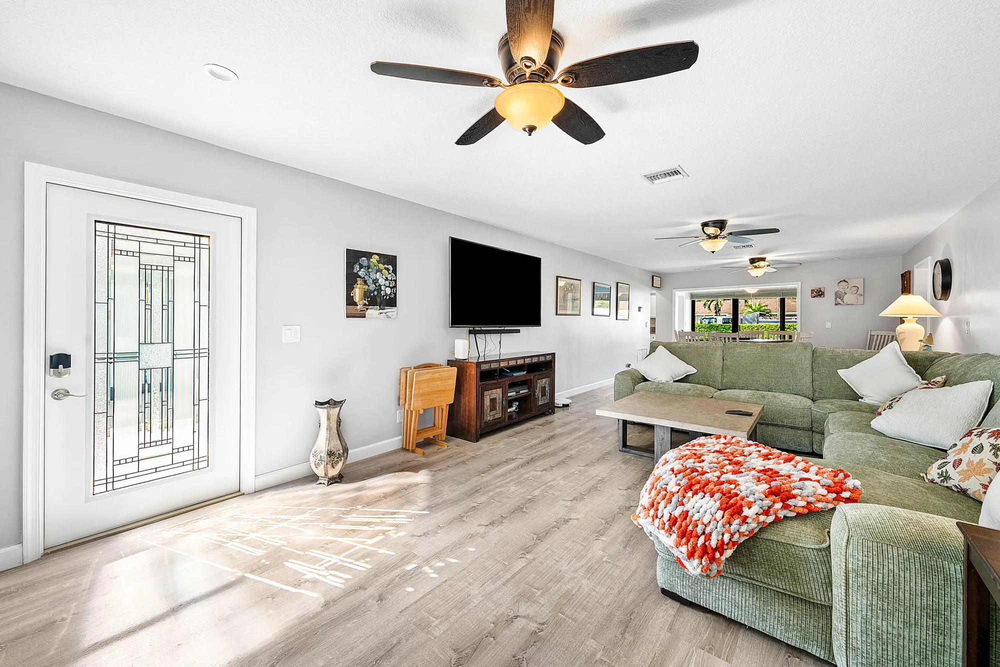 Property Slideshow image 4 of 27 | 4290 mango tree ct b, Boynton Beach, FL, 33436