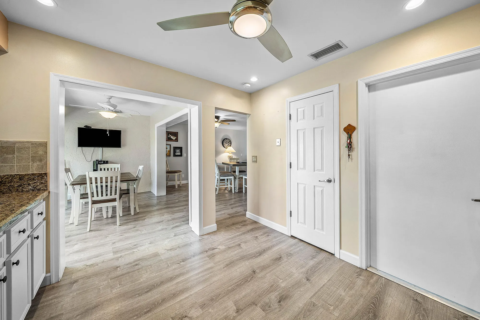 Property Slideshow image 15 of 27 | 4290 mango tree ct b, Boynton Beach, FL, 33436