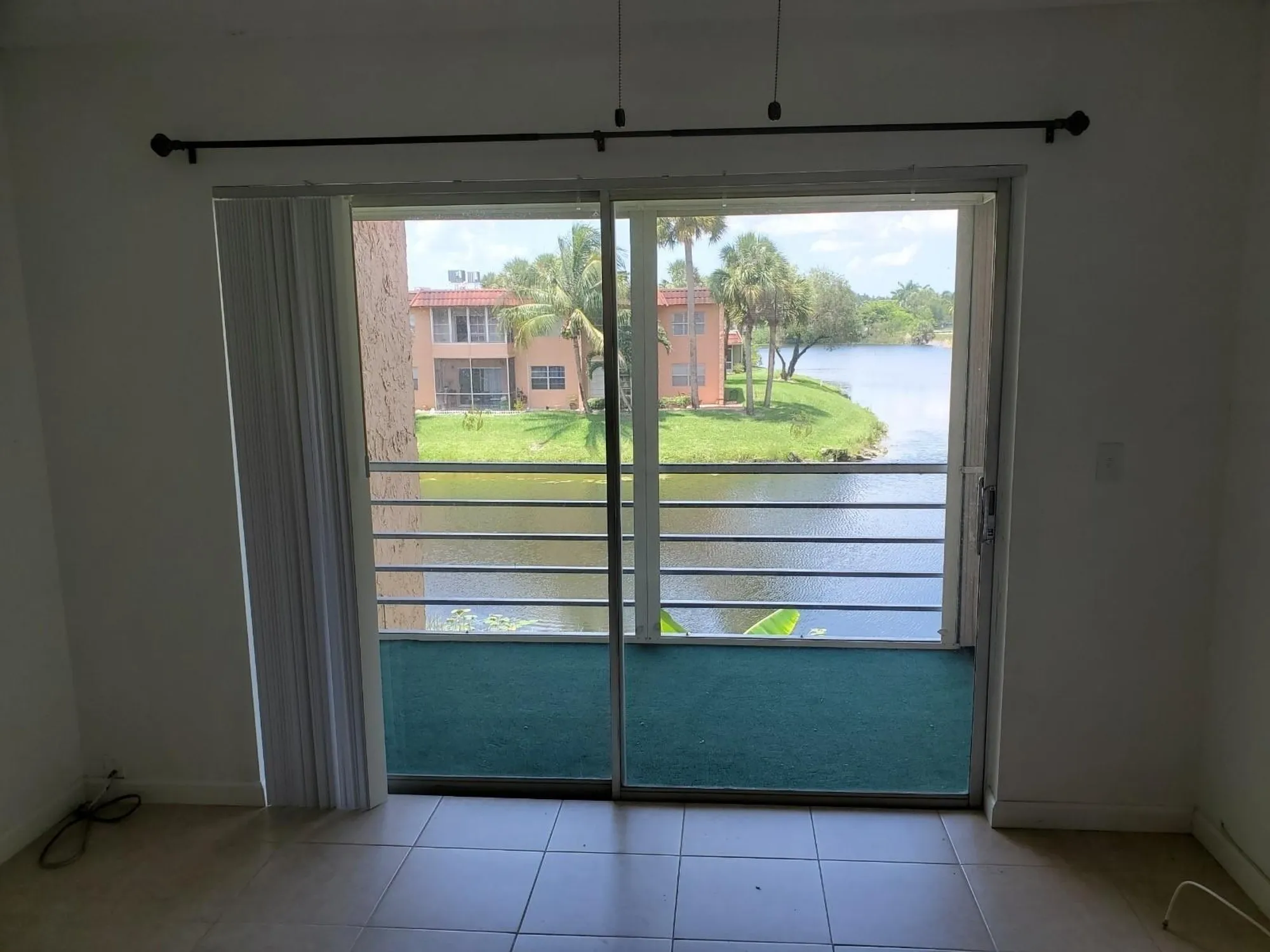 Property Slideshow image 7 of 14 | 235 lake dora dr # 235, West Palm Beach, FL, 33411