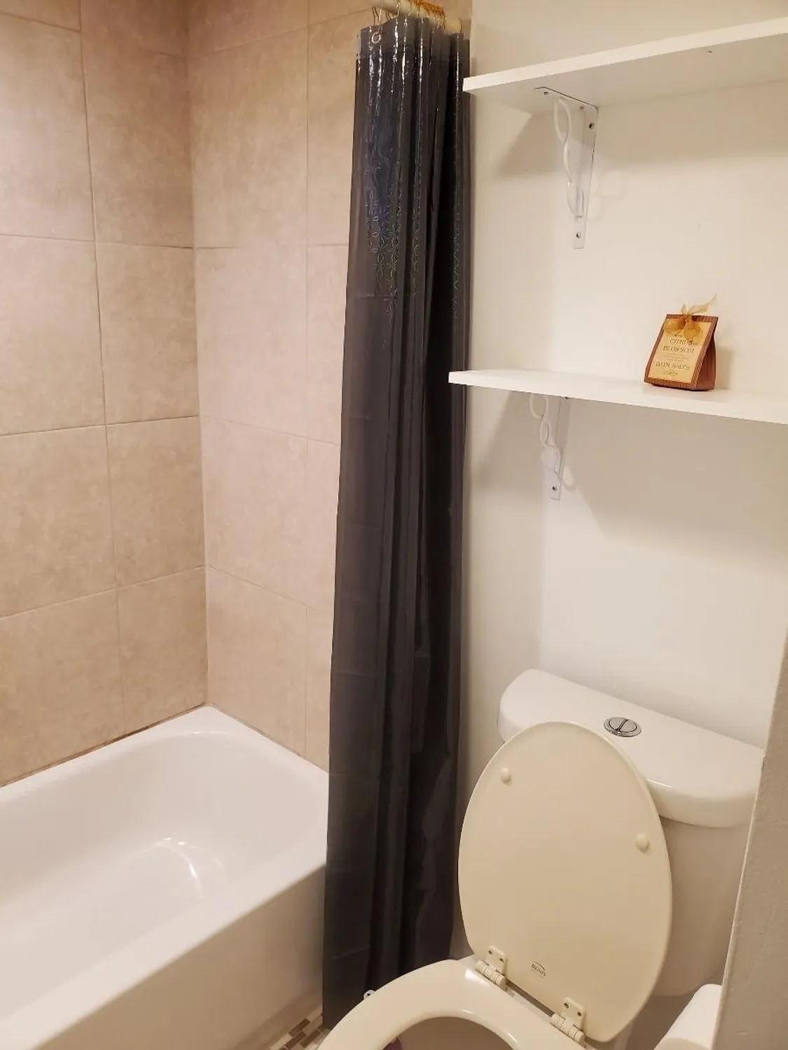 Property Slideshow image 8 of 14 | 235 lake dora dr # 235, West Palm Beach, FL, 33411