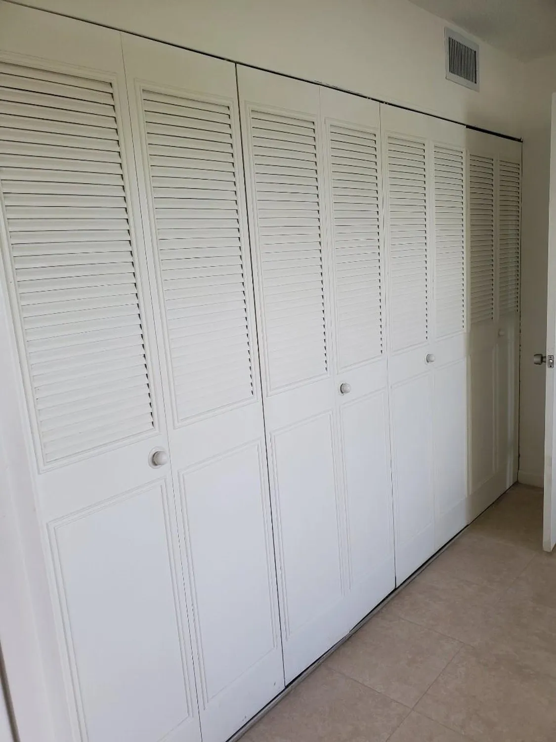 Property Slideshow image 10 of 14 | 235 lake dora dr # 235, West Palm Beach, FL, 33411