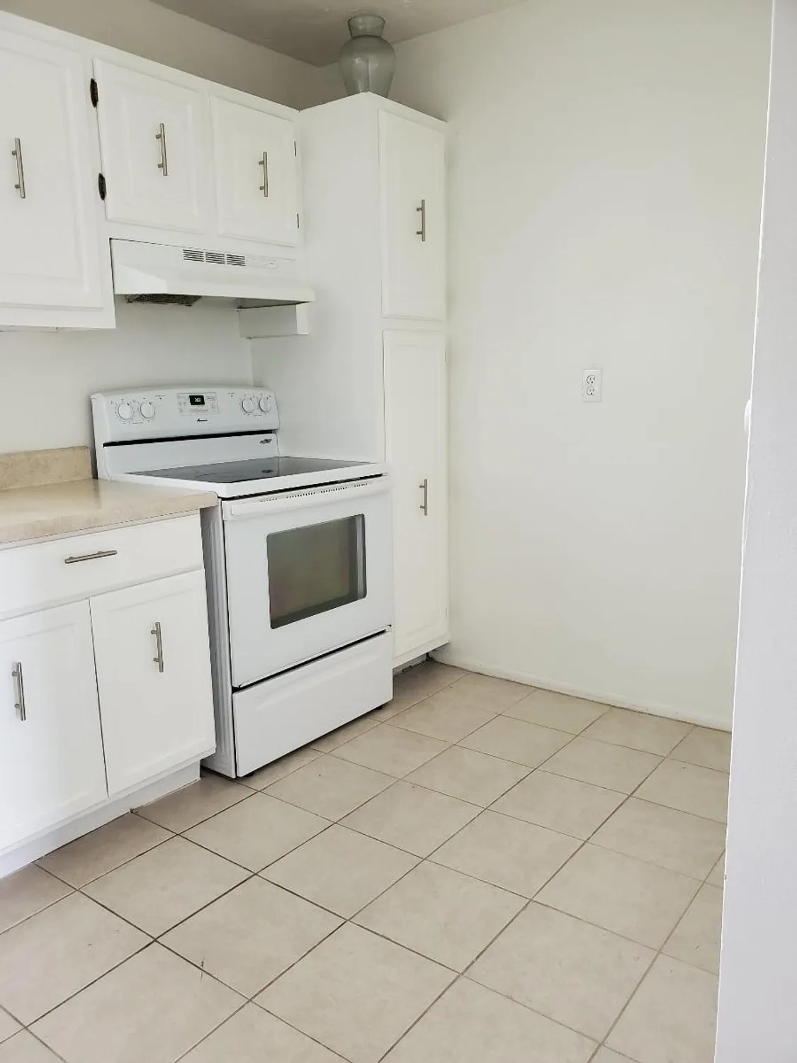 Property Slideshow image 2 of 14 | 235 lake dora dr # 235, West Palm Beach, FL, 33411