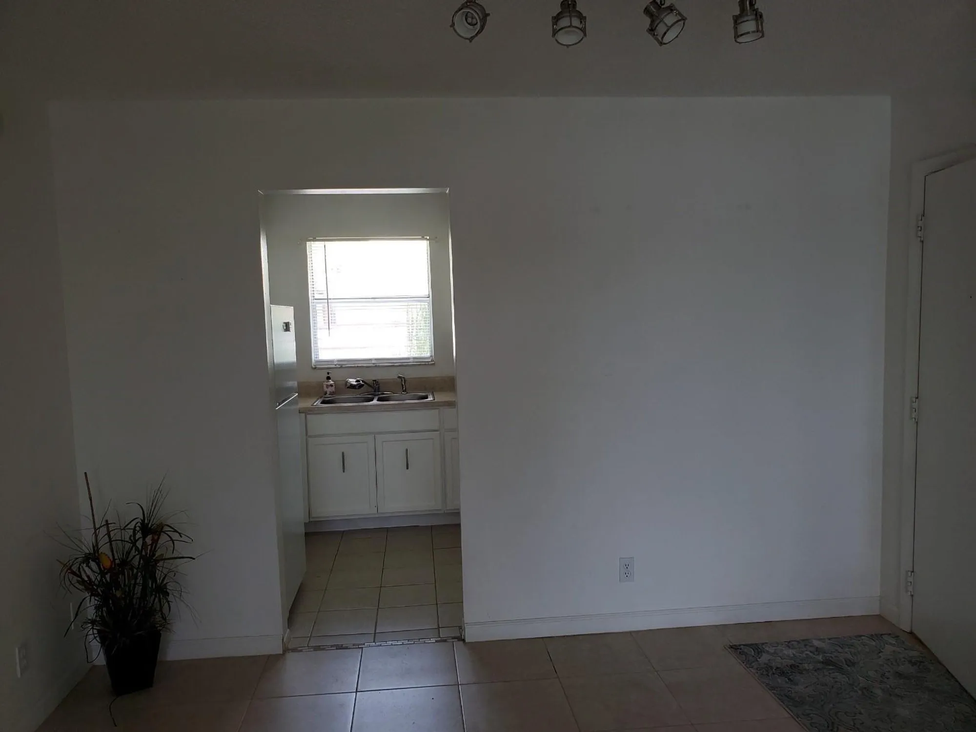 Property Slideshow image 5 of 14 | 235 lake dora dr # 235, West Palm Beach, FL, 33411