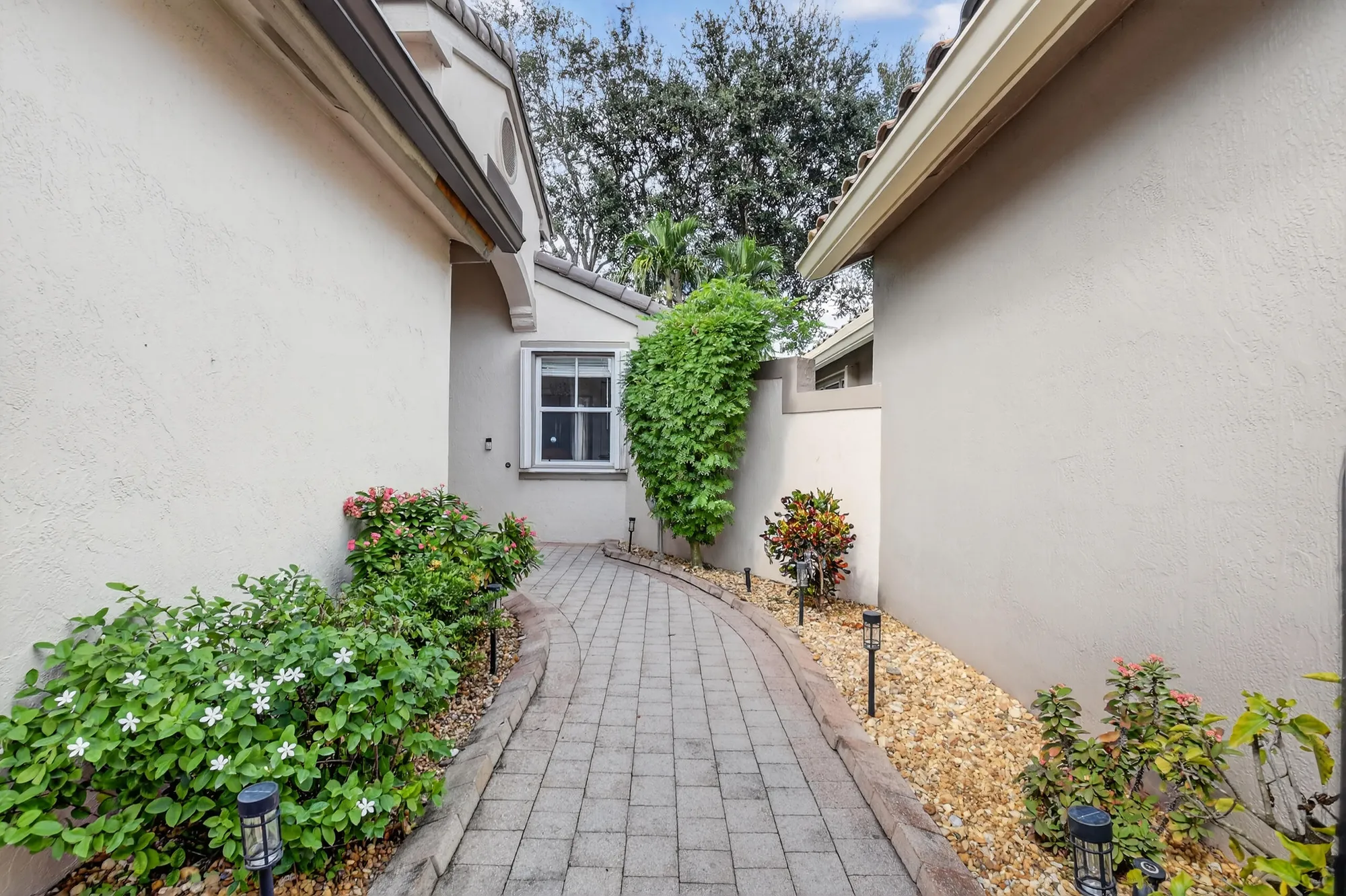 Property Slideshow image 4 of 63 | 7173 whitfield ave, Boynton Beach, FL, 33437