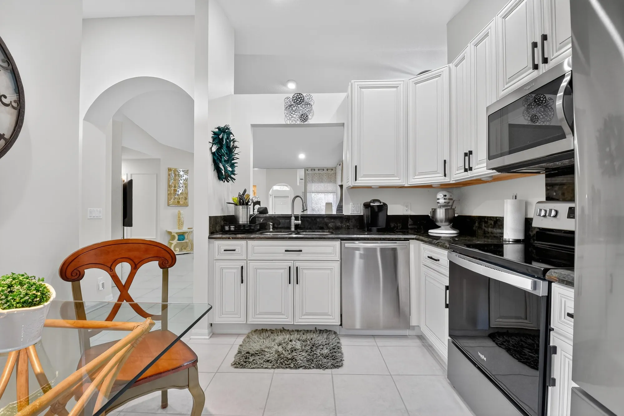 Property Slideshow image 12 of 63 | 7173 whitfield ave, Boynton Beach, FL, 33437