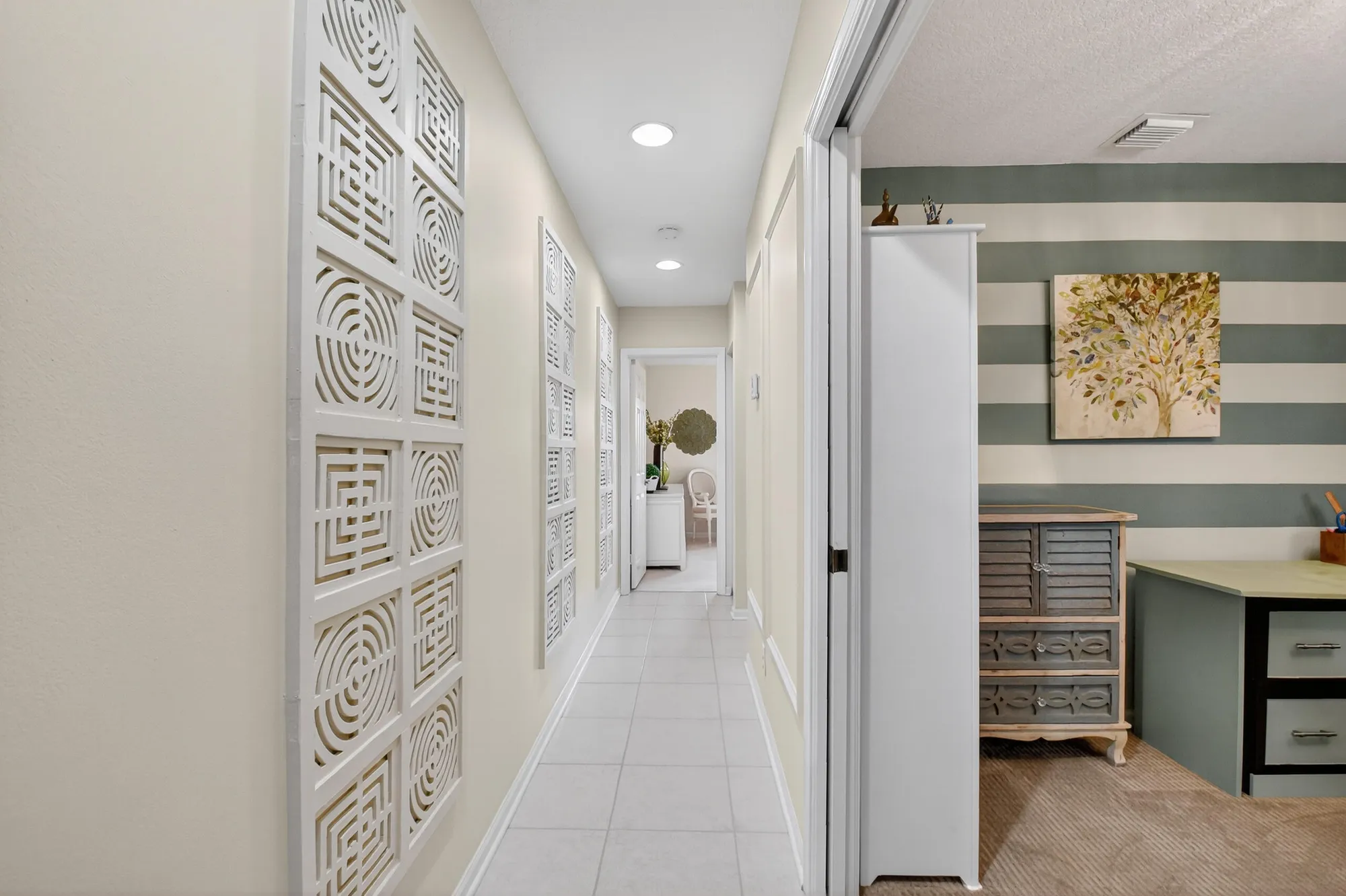 Property Slideshow image 20 of 63 | 7173 whitfield ave, Boynton Beach, FL, 33437
