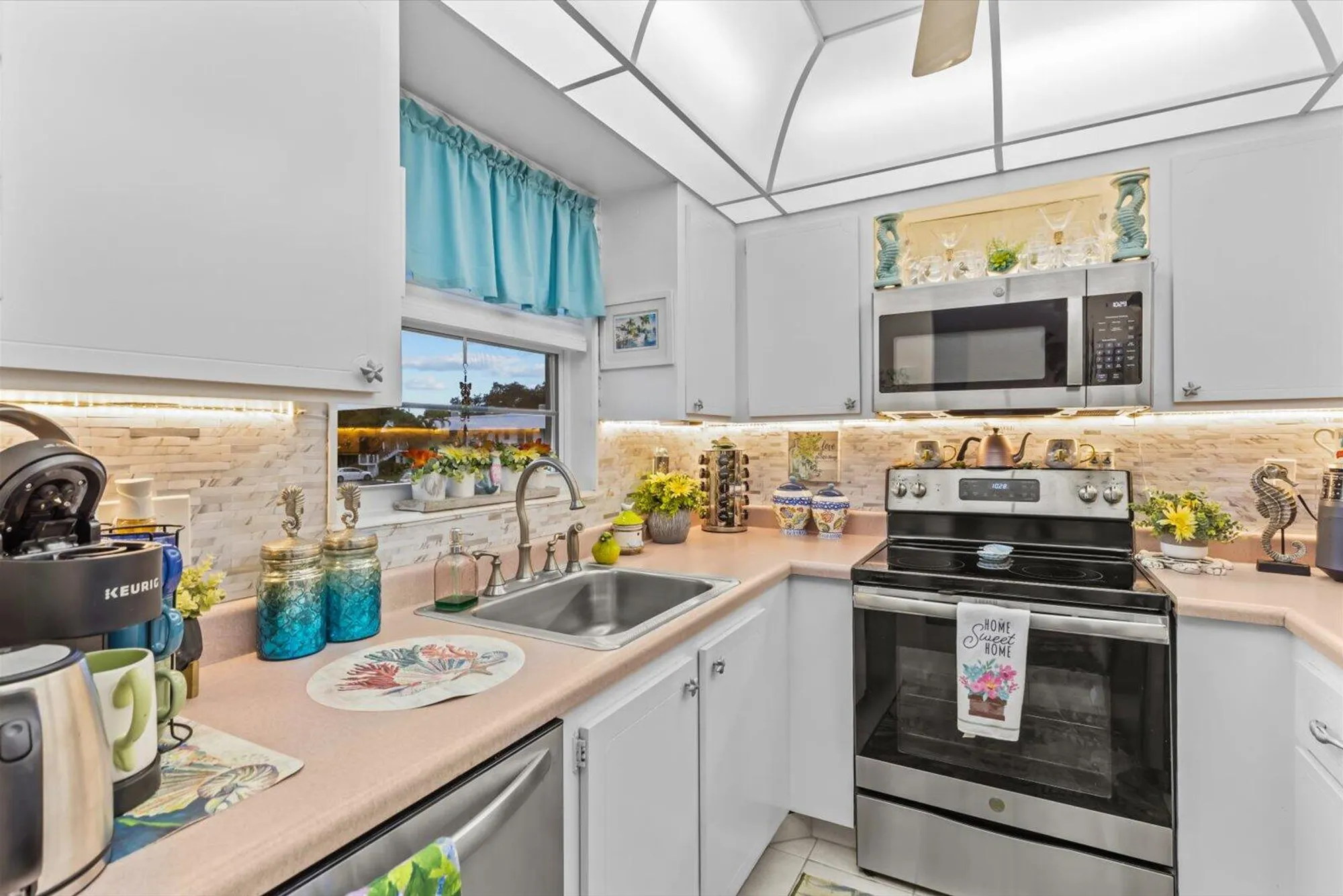 Property Slideshow image 9 of 29 | 2929 se ocean blvd 130-9, Stuart, FL, 34996
