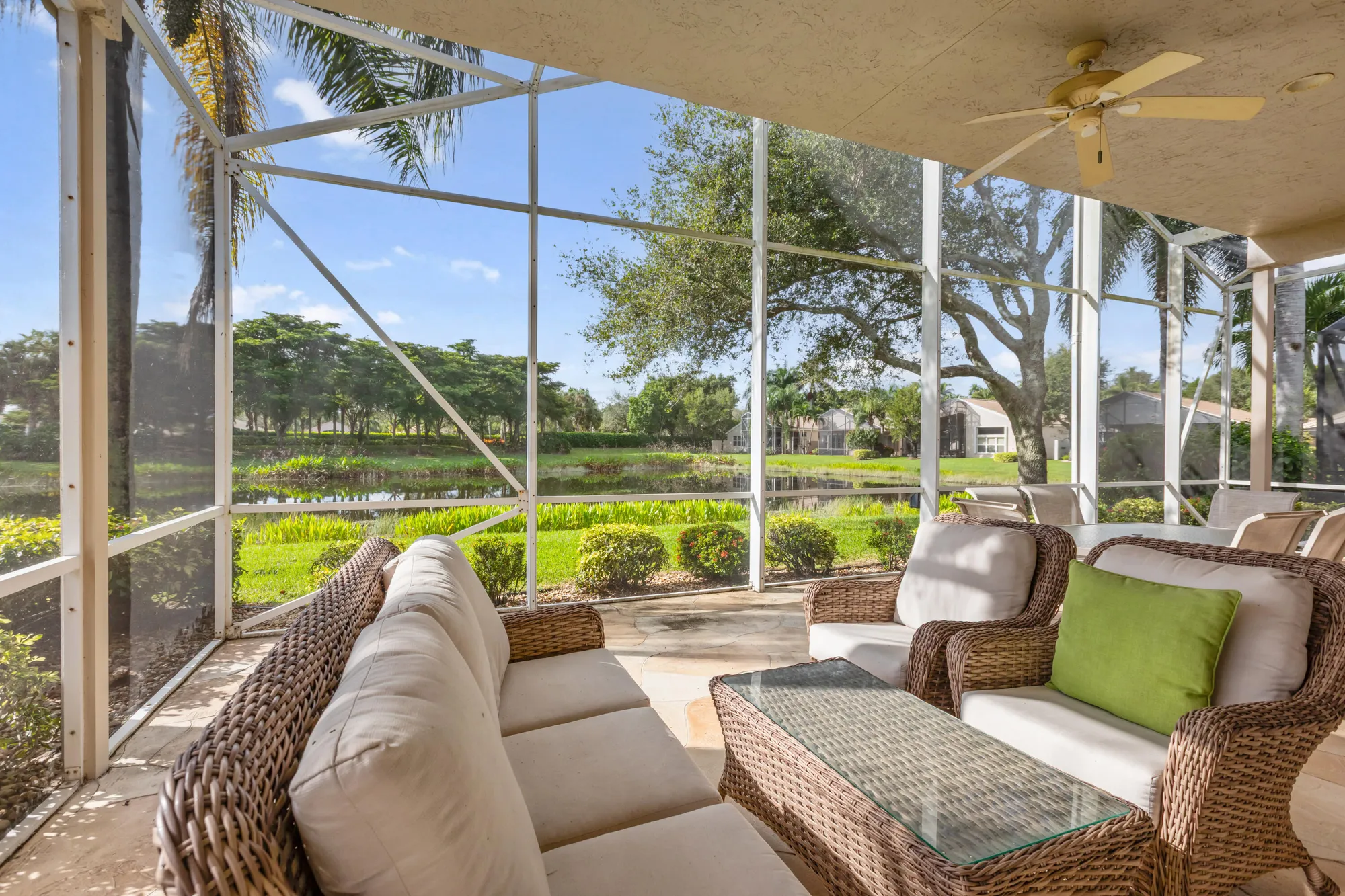 Property Slideshow image 16 of 36 | 8806 laguna royale pts, Lake Worth, FL, 33467