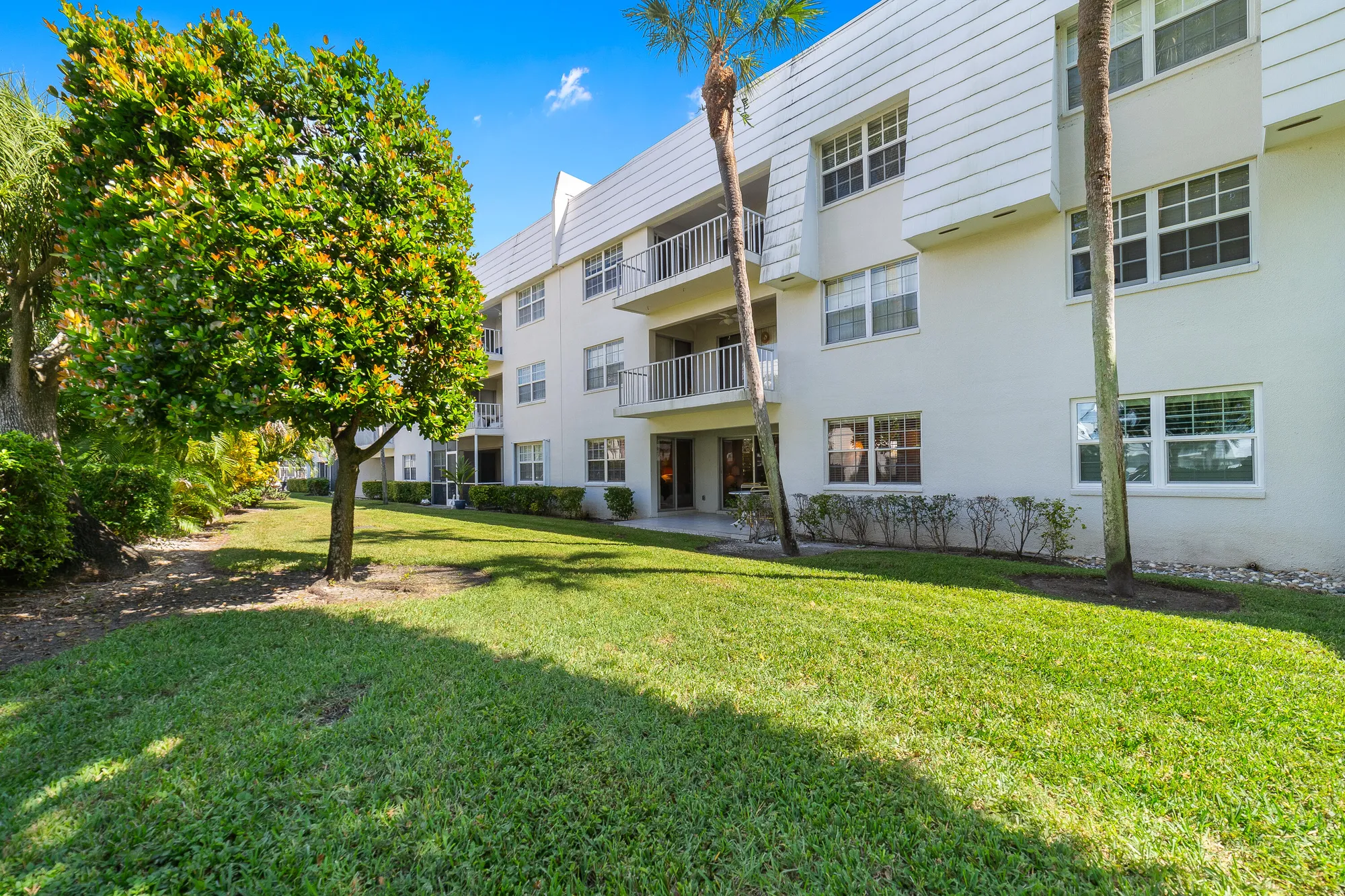 Property Slideshow image 16 of 28 | 1170 sugar sands blvd 407, Riviera Beach, FL, 33404