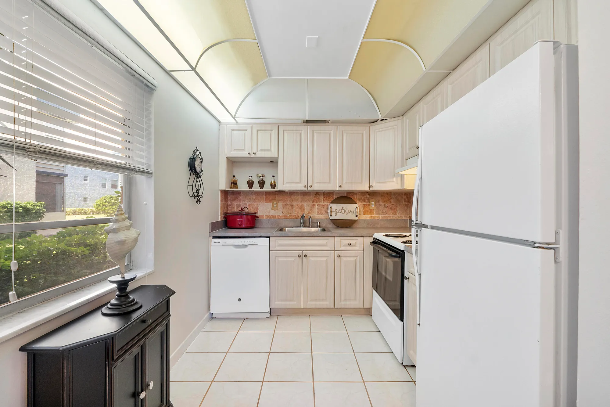 Property Slideshow image 13 of 45 | 157 flanders d, Delray Beach, FL, 33484