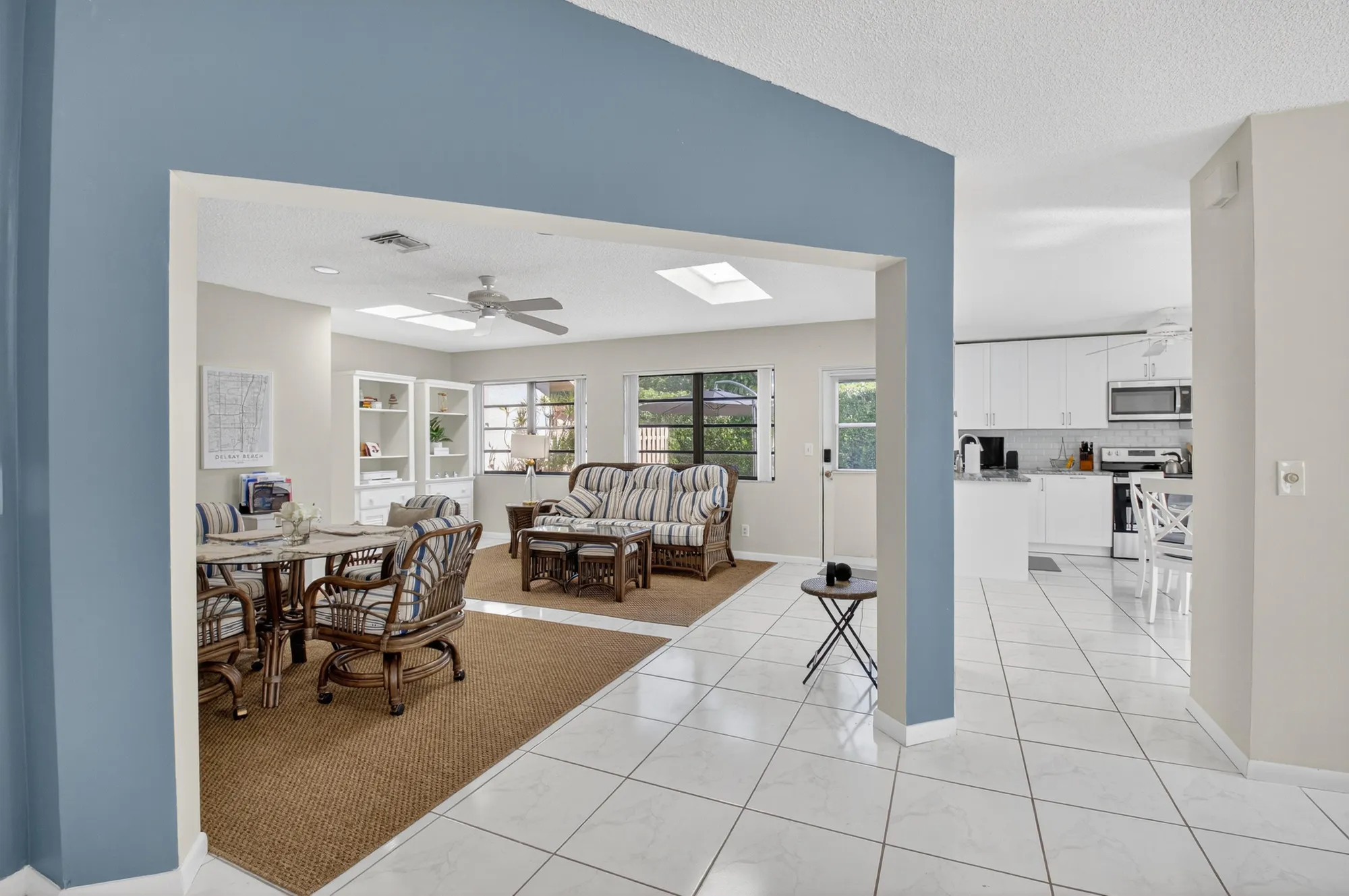Property Slideshow image 7 of 54 | 1301 nw 23rd ln, Delray Beach, FL, 33445