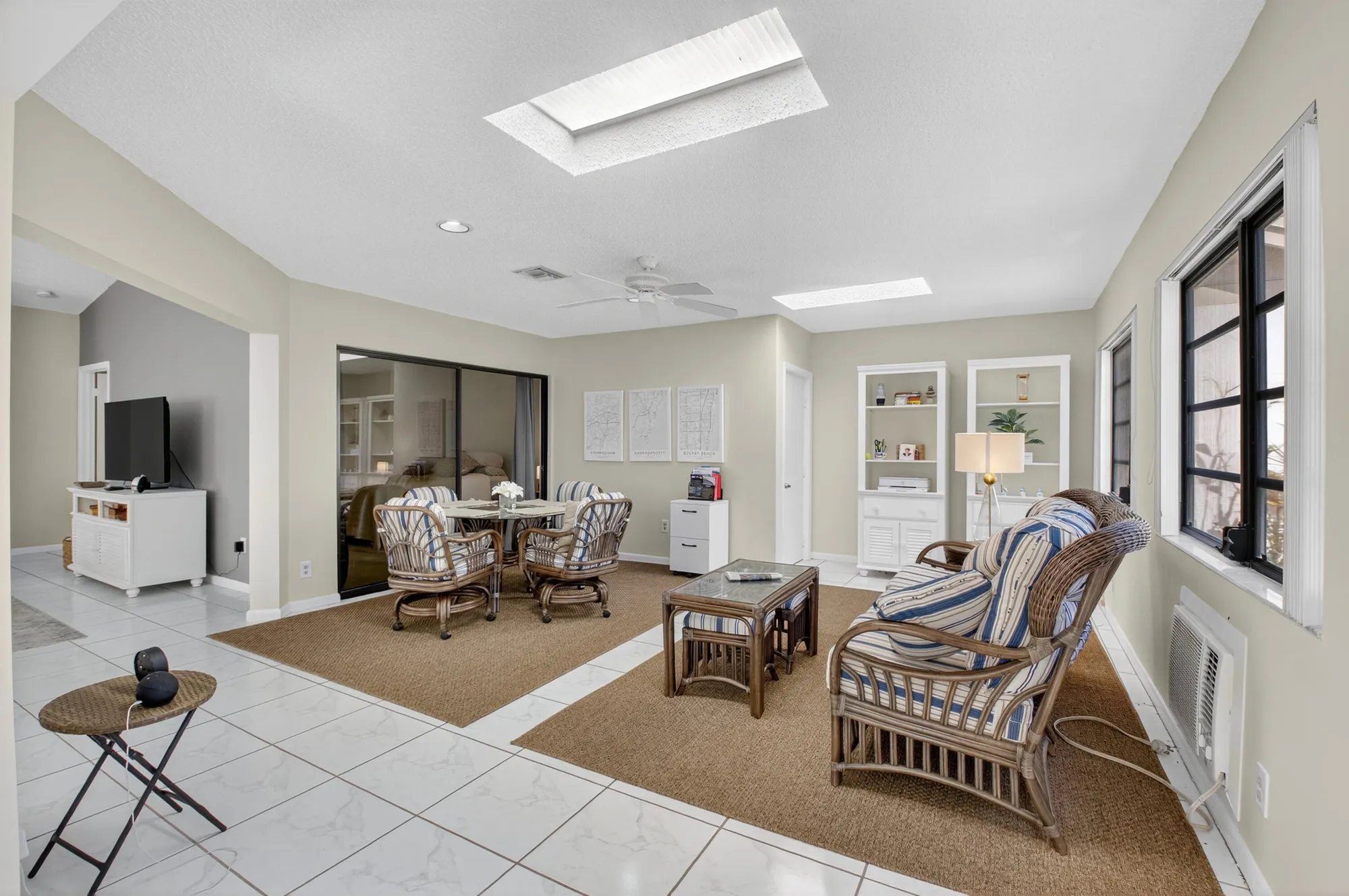 Property Slideshow image 18 of 54 | 1301 nw 23rd ln, Delray Beach, FL, 33445