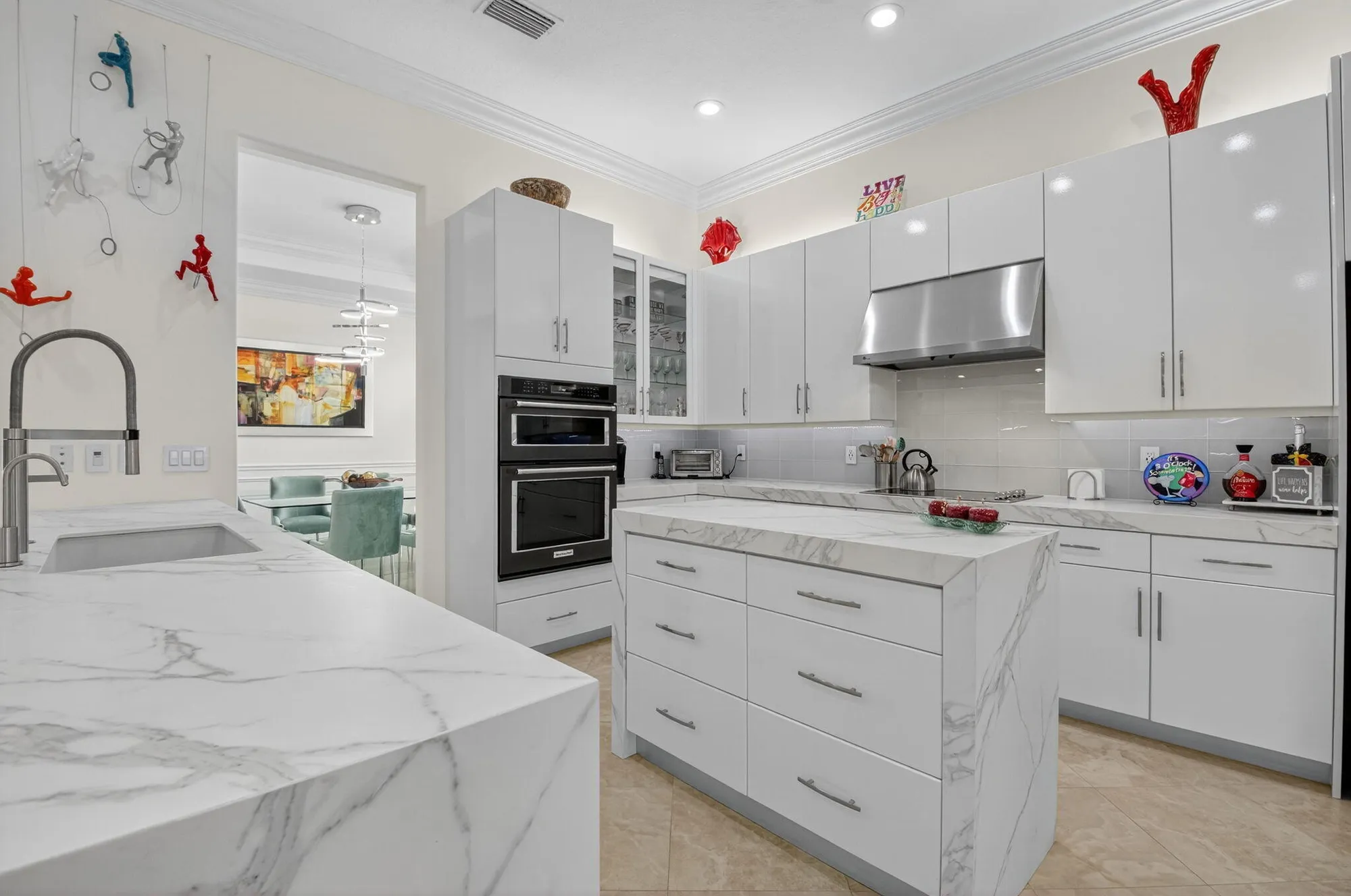 Property Slideshow image 12 of 58 | 10685 whitewind cir, Boynton Beach, FL, 33473