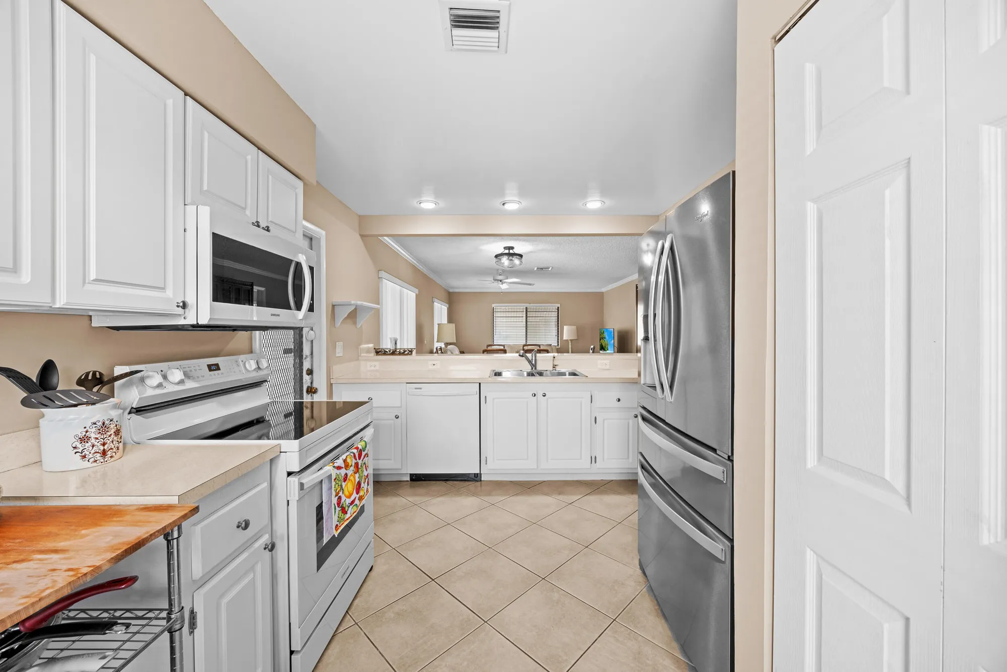 Property Slideshow image 10 of 24 | 14842 wildflower ln, Delray Beach, FL, 33446