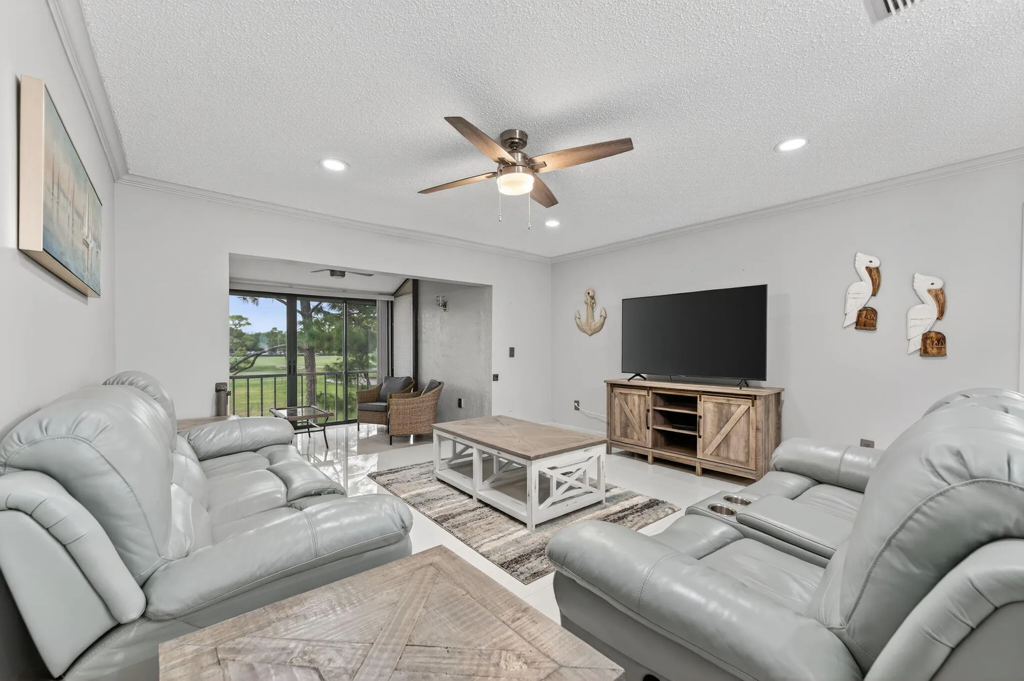Property Slideshow image 12 of 56 | 8450 casa del lago j, Boca Raton, FL, 33433