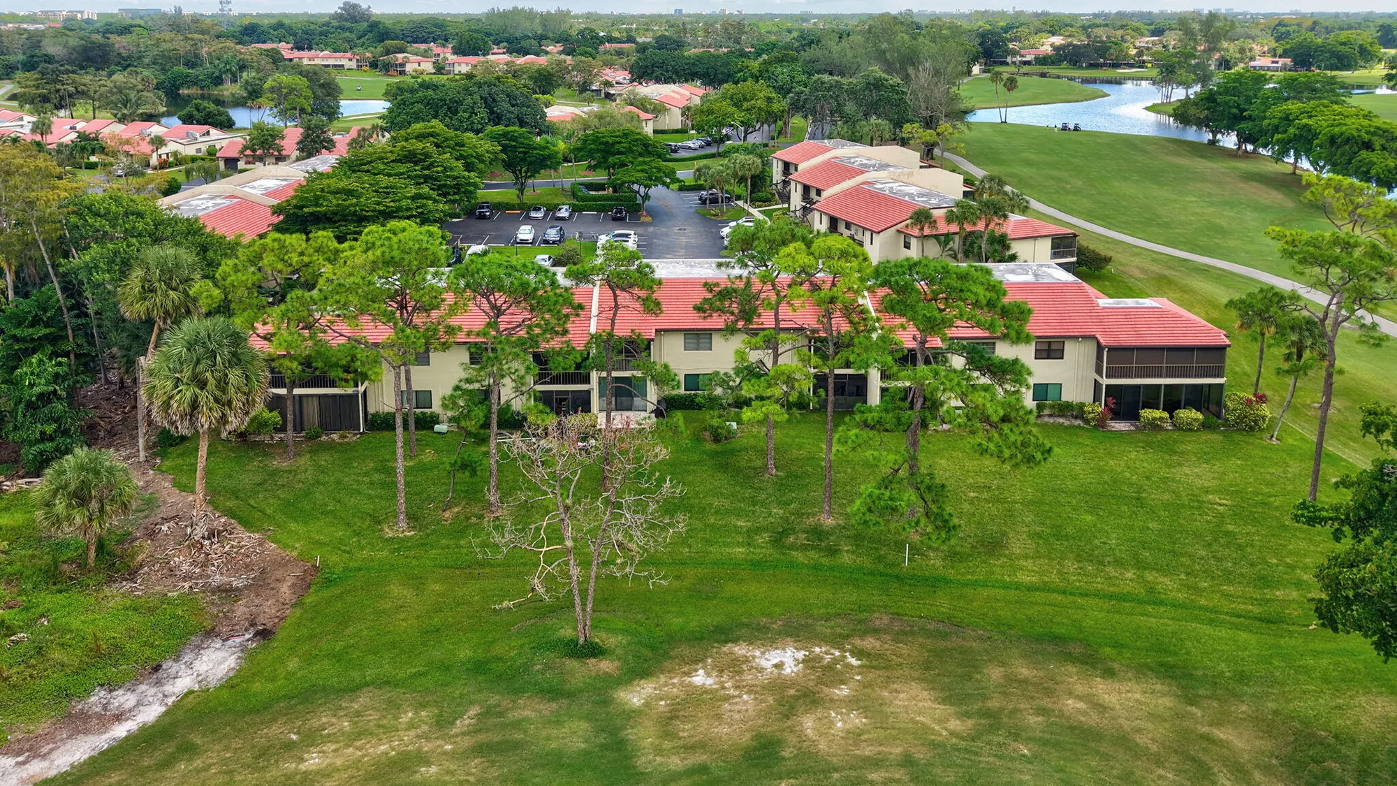 Property Slideshow image 47 of 56 | 8450 casa del lago j, Boca Raton, FL, 33433