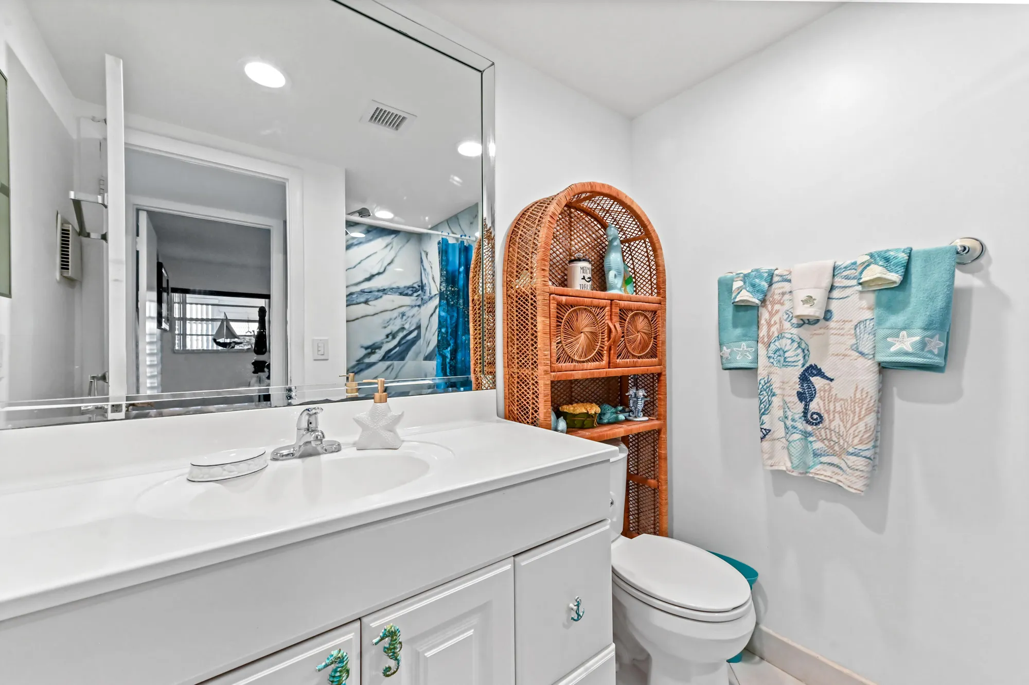 Property Slideshow image 15 of 42 | 98 flanders c, Delray Beach, FL, 33484
