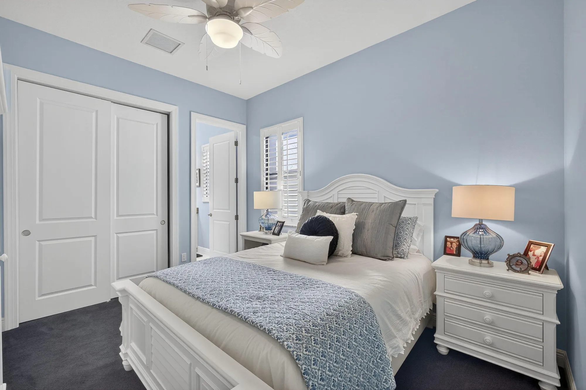 Property Slideshow image 34 of 63 | 5565 sanibel ln, Loxahatchee, FL, 33470