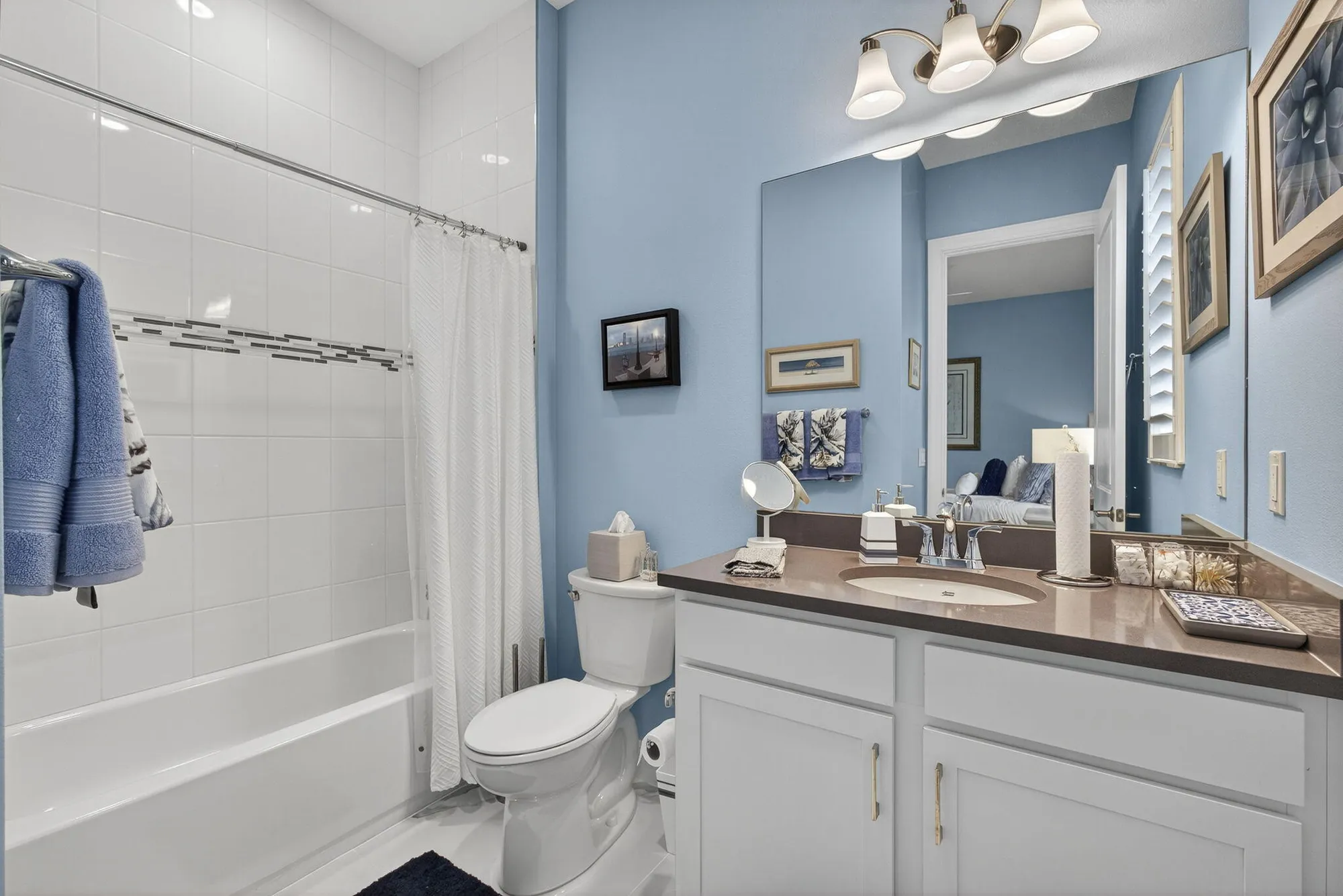Property Slideshow image 35 of 63 | 5565 sanibel ln, Loxahatchee, FL, 33470