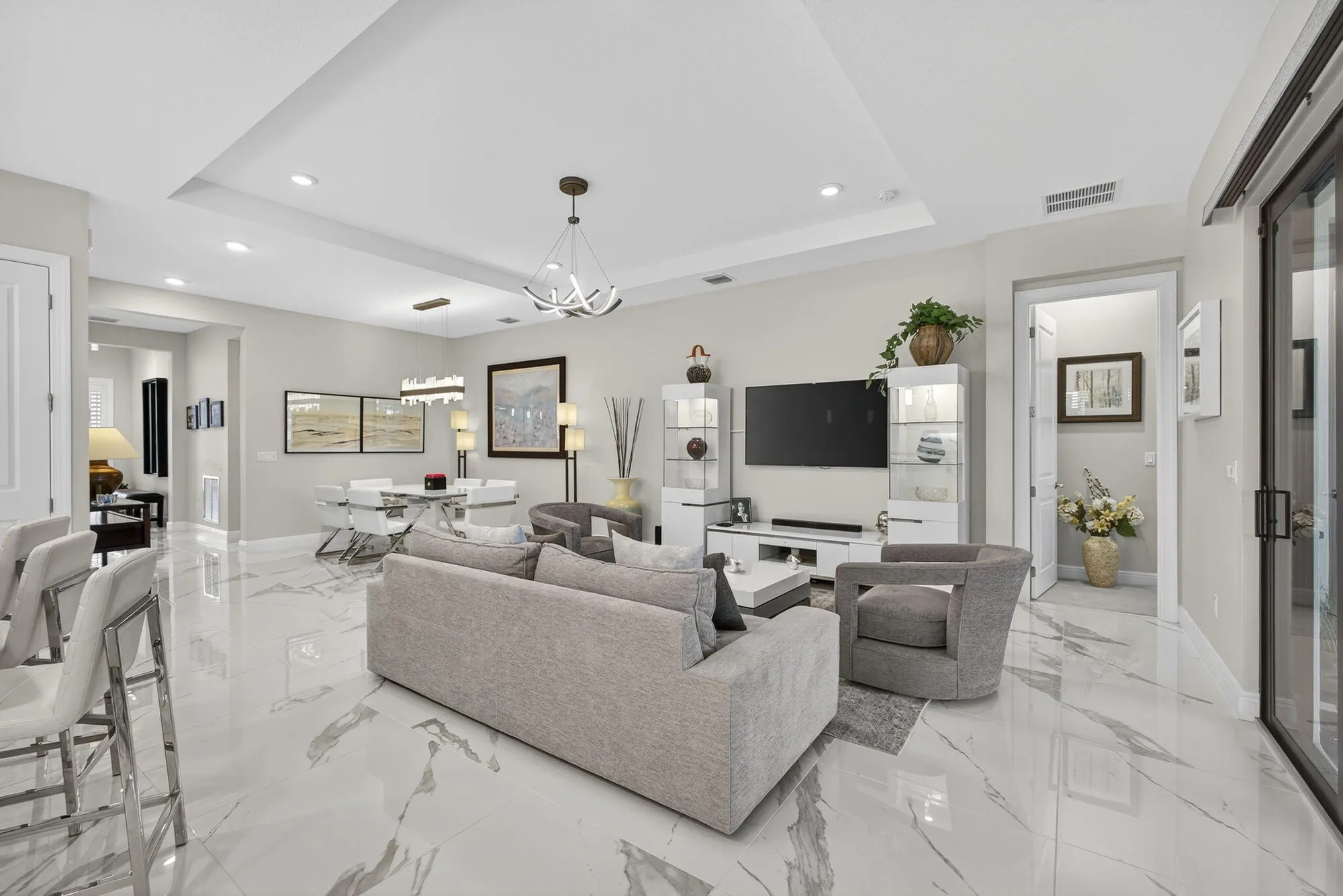 Property Slideshow image 22 of 63 | 5565 sanibel ln, Loxahatchee, FL, 33470