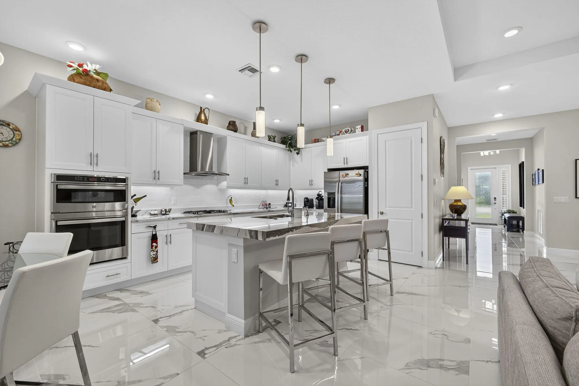 Property Slideshow image 12 of 63 | 5565 sanibel ln, Loxahatchee, FL, 33470