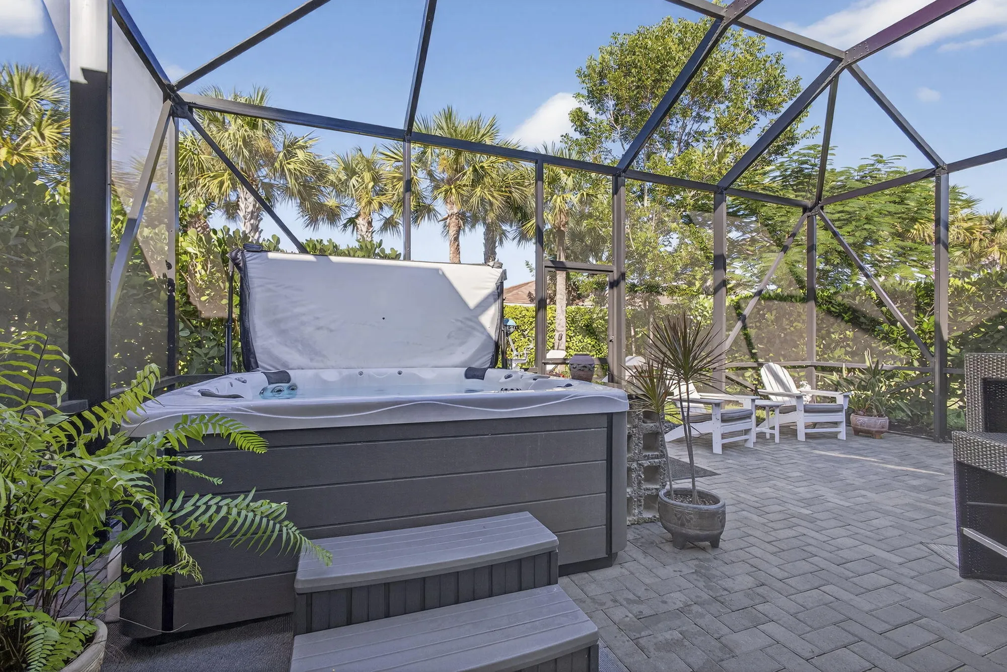 Property Slideshow image 4 of 63 | 5565 sanibel ln, Loxahatchee, FL, 33470