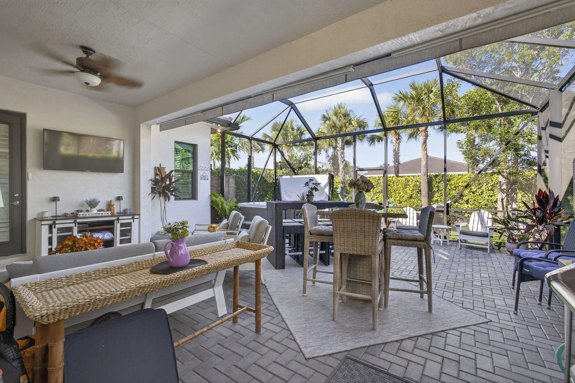Property Slideshow image 6 of 63 | 5565 sanibel ln, Loxahatchee, FL, 33470