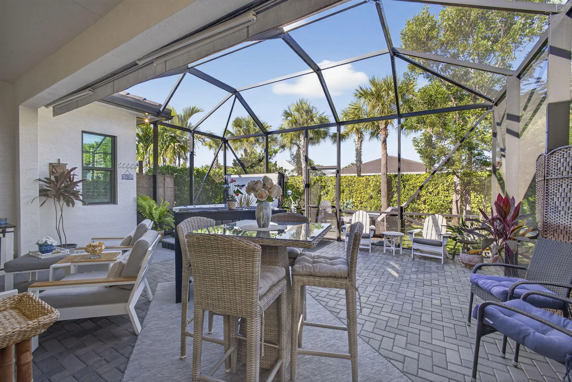 Property Slideshow image 37 of 63 | 5565 sanibel ln, Loxahatchee, FL, 33470