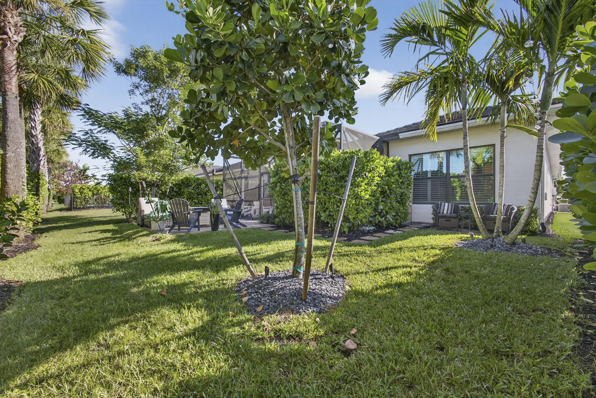 Property Slideshow image 44 of 63 | 5565 sanibel ln, Loxahatchee, FL, 33470