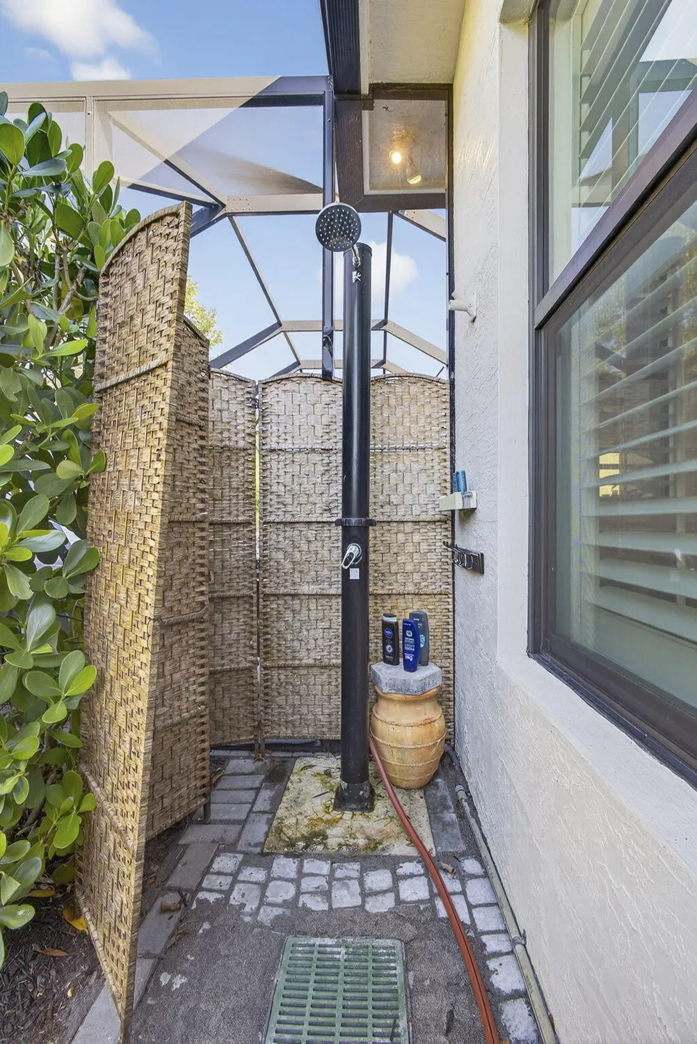 Property Slideshow image 43 of 63 | 5565 sanibel ln, Loxahatchee, FL, 33470