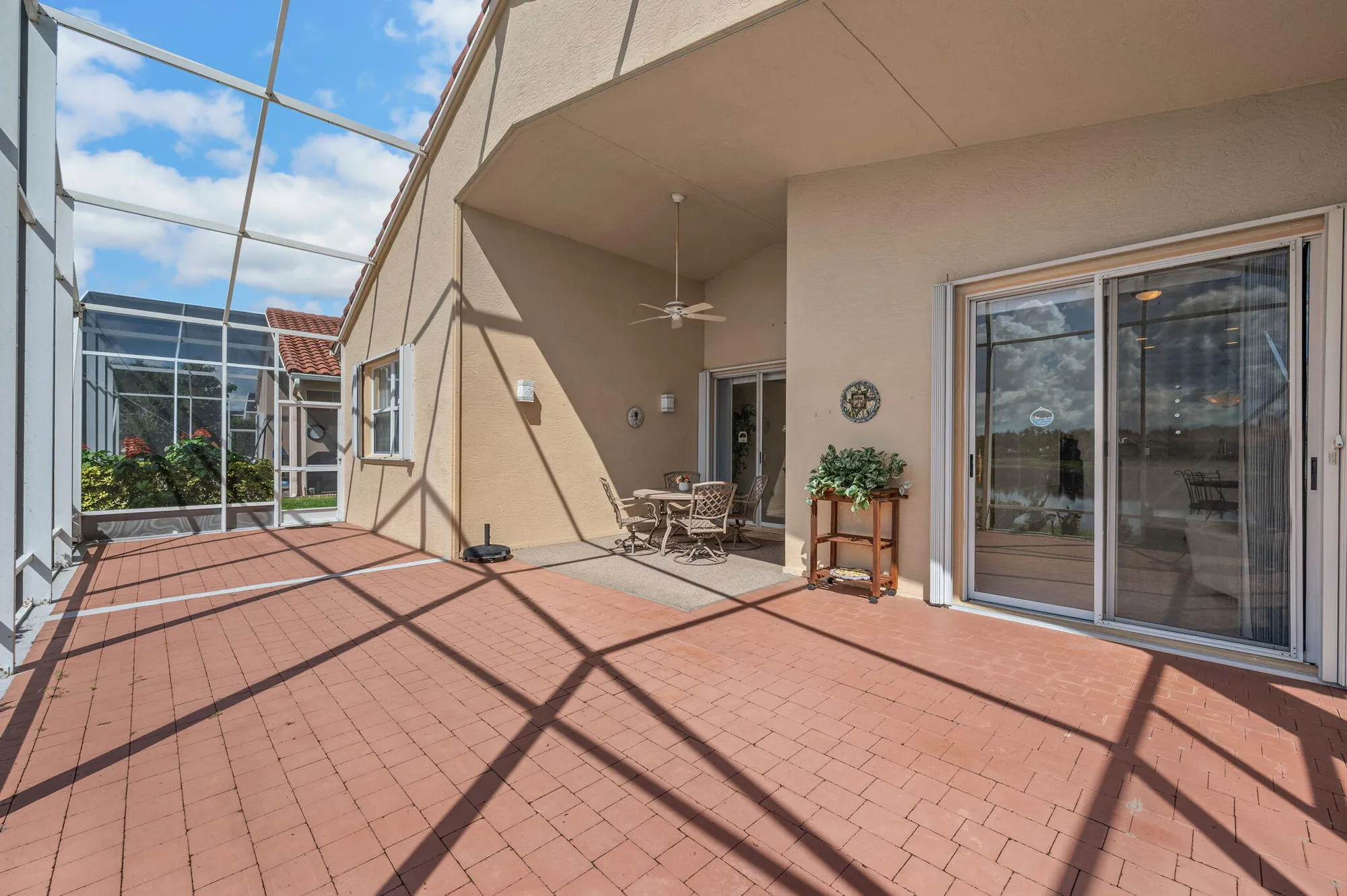 Property Slideshow image 21 of 24 | 417 nw sunview way, Port Saint Lucie, FL, 34986