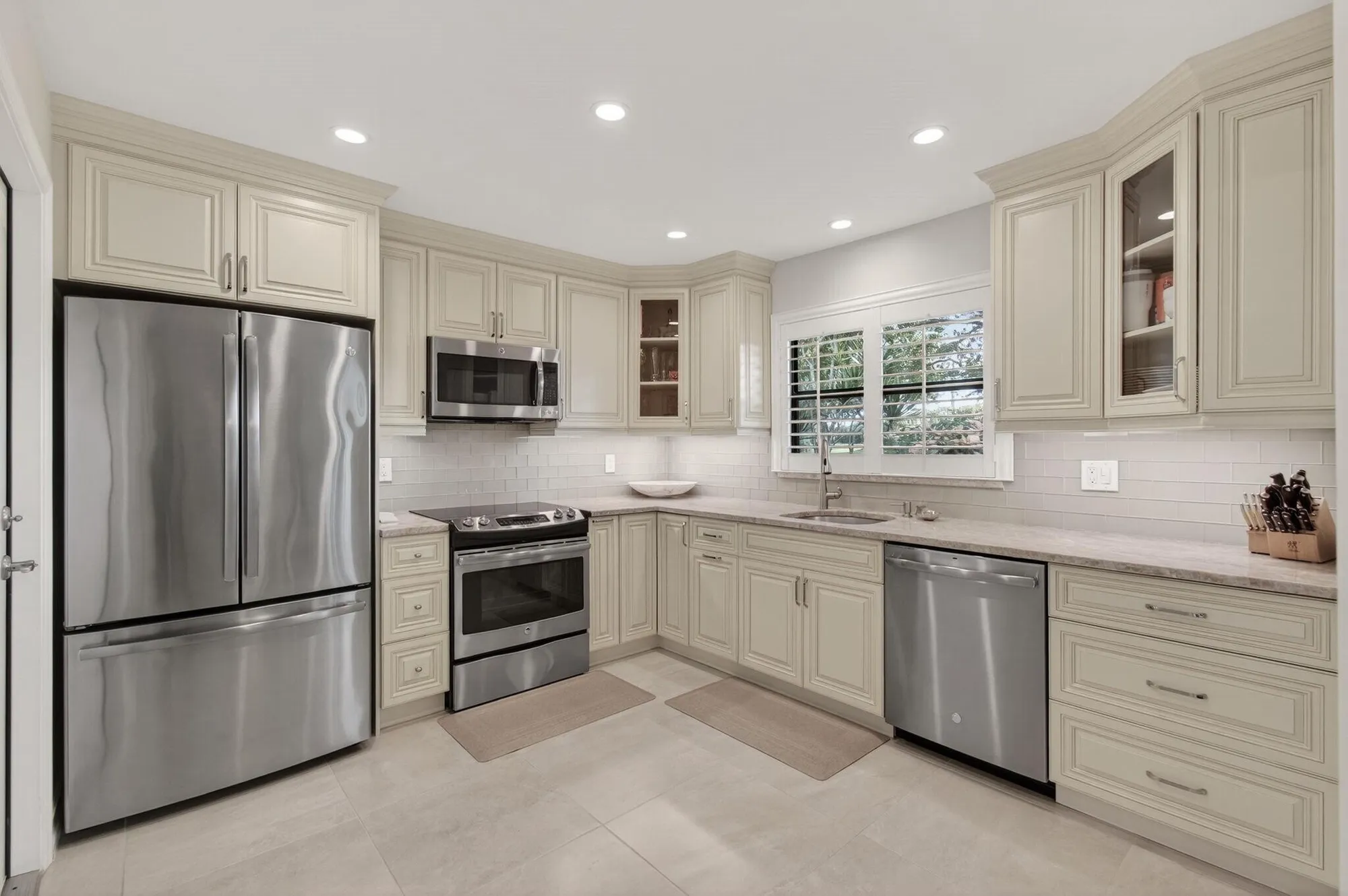 Property Slideshow image 1 of 46 | 4490 nutmeg tree ln b, Boynton Beach, FL, 33436
