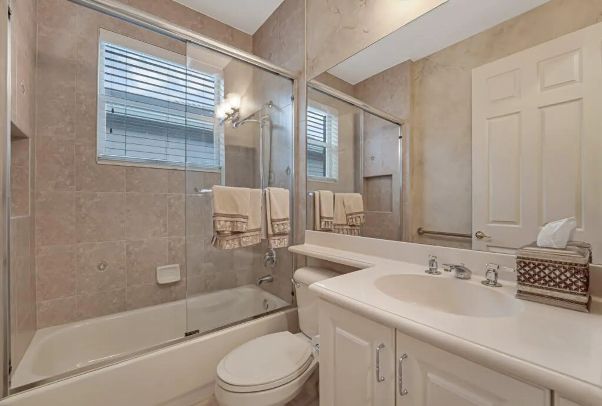 Property Slideshow image 29 of 69 | 8770 arbor walk dr, Lake Worth, FL, 33467