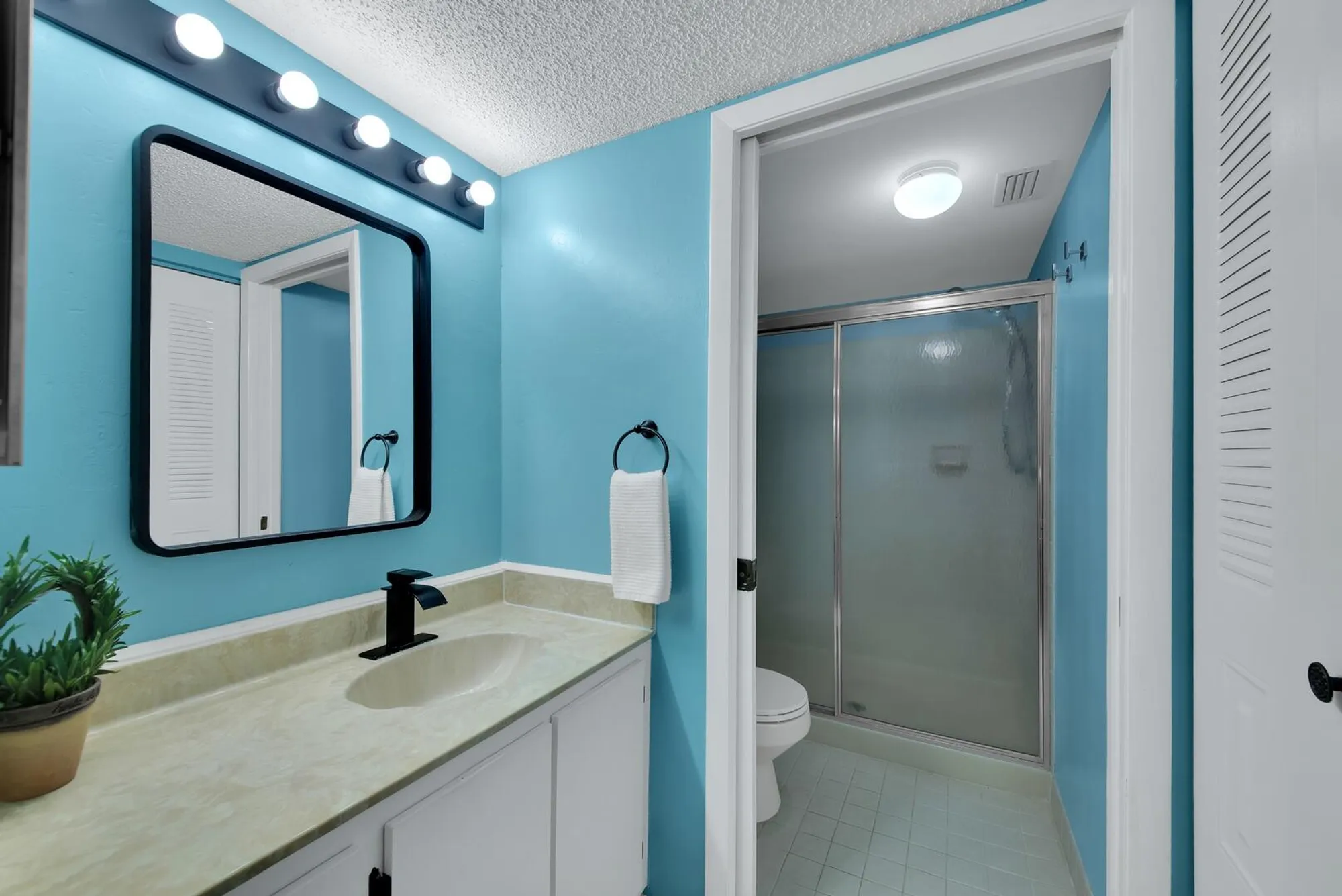 Property Slideshow image 18 of 28 | 4708 lucerne lakes blvd 104, Lake Worth, FL, 33467