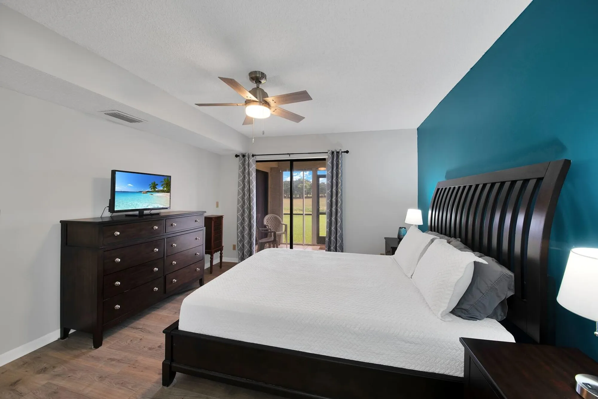 Property Slideshow image 17 of 28 | 4708 lucerne lakes blvd 104, Lake Worth, FL, 33467