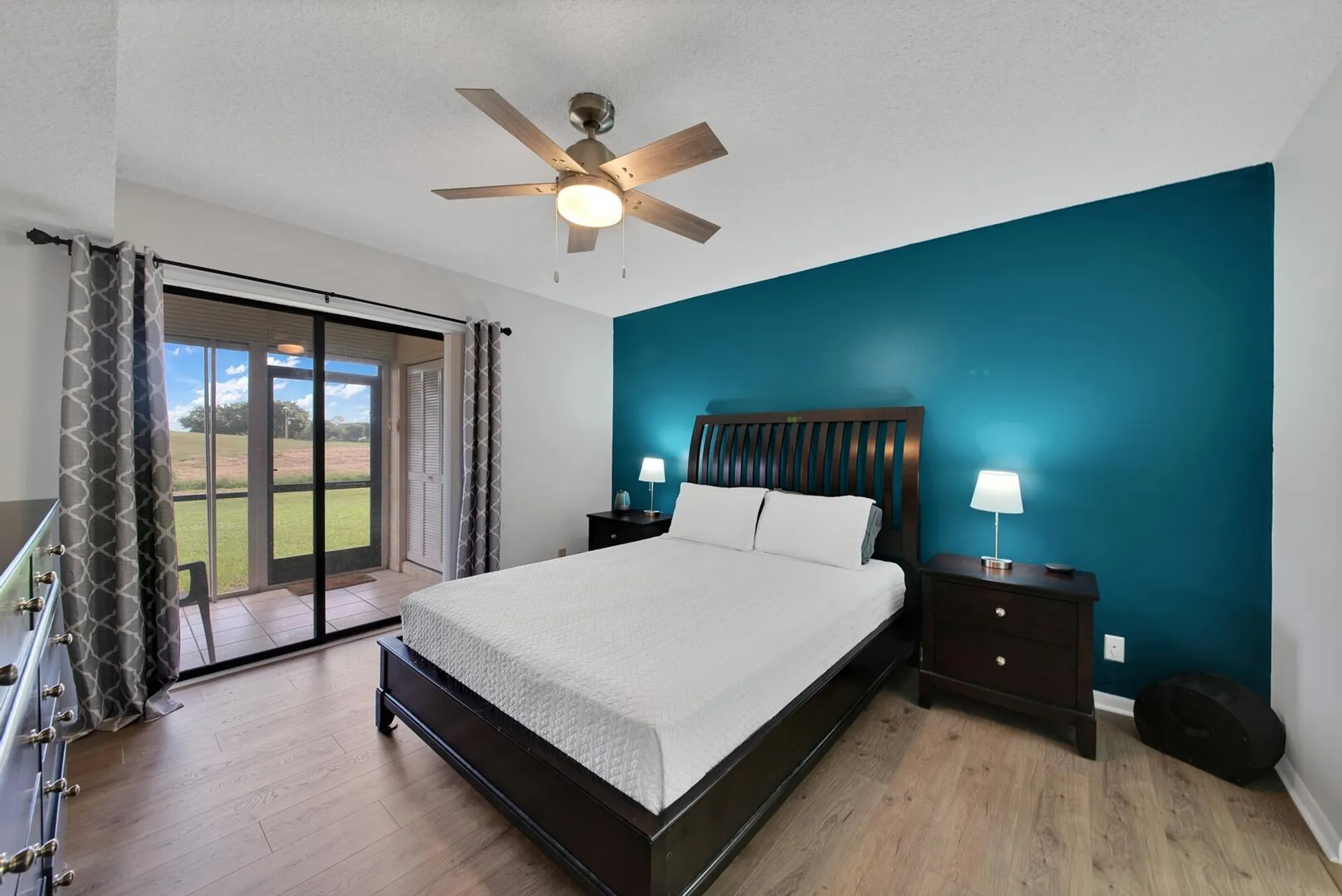 Property Slideshow image 11 of 28 | 4708 lucerne lakes blvd 104, Lake Worth, FL, 33467