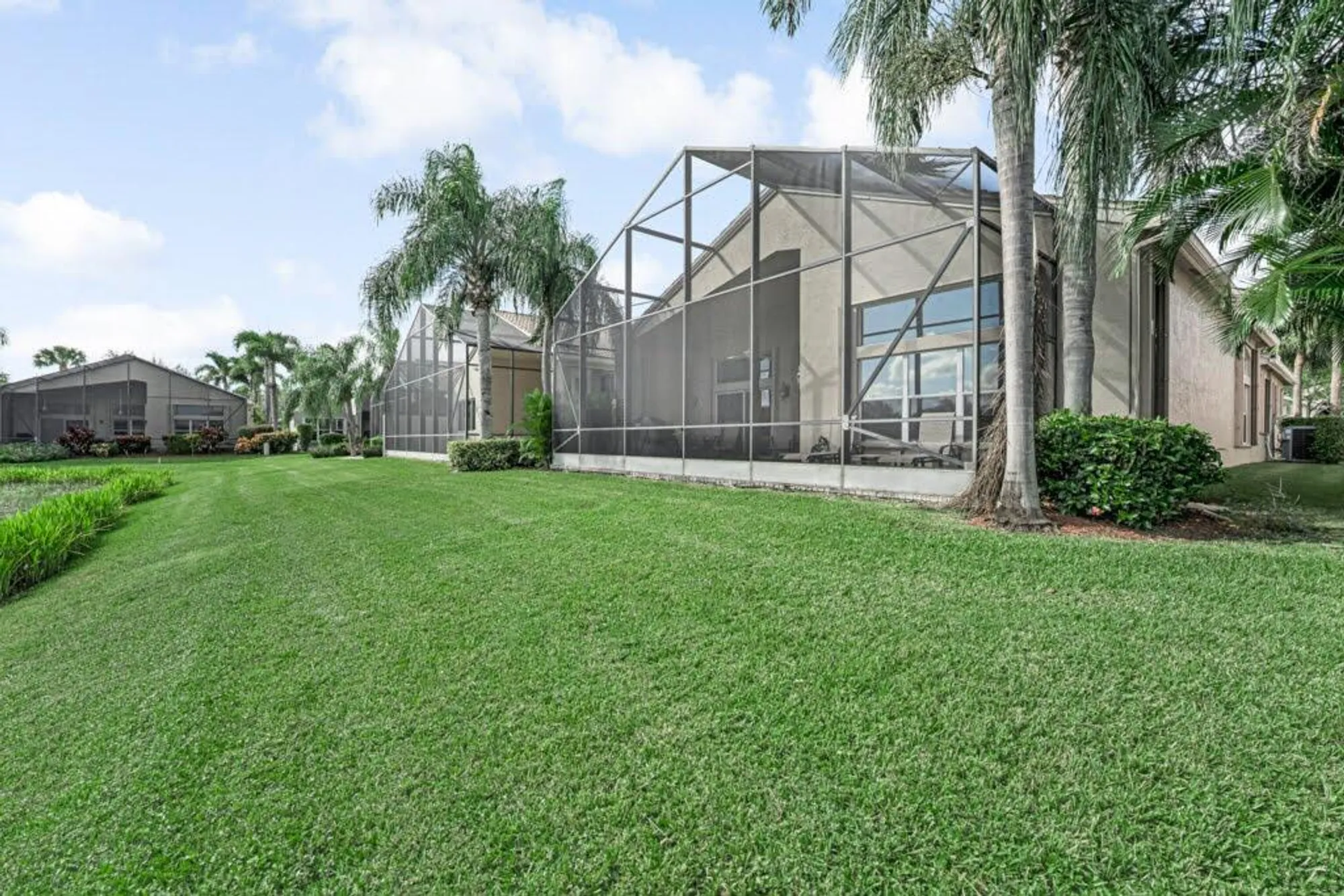 Property Slideshow image 34 of 69 | 8770 arbor walk dr, Lake Worth, FL, 33467