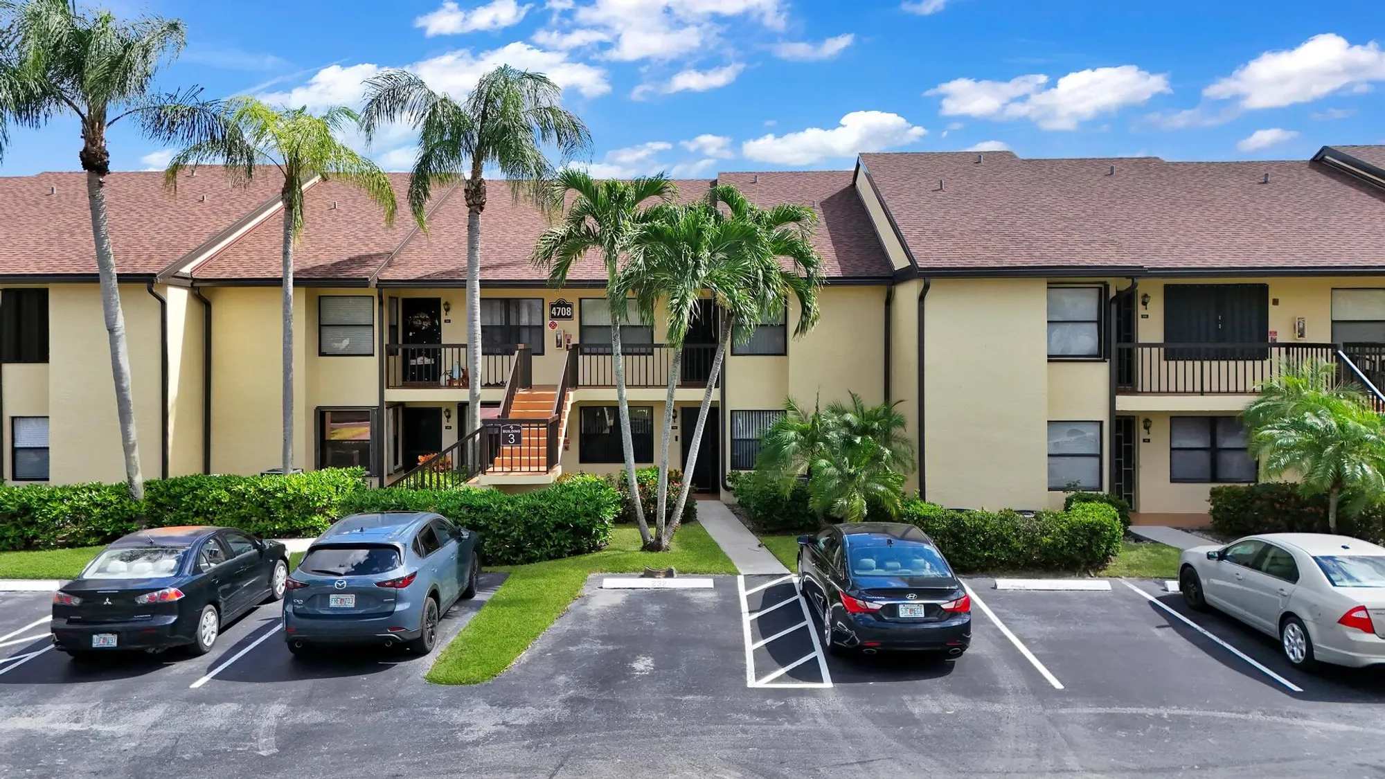 Property Slideshow image 24 of 28 | 4708 lucerne lakes blvd 104, Lake Worth, FL, 33467