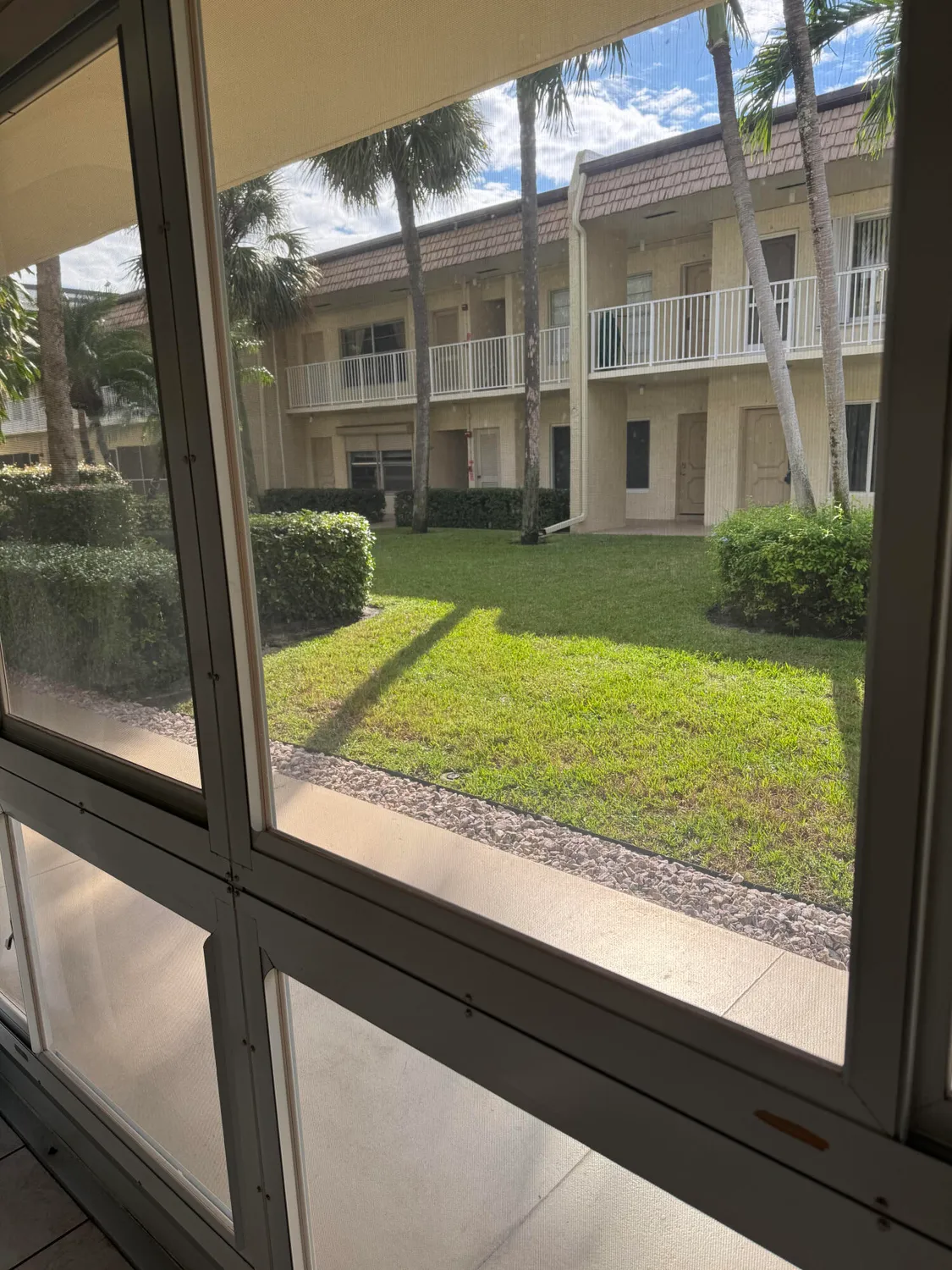 Property Slideshow image 6 of 33 | 632 snug harbor dr d2, Boynton Beach, FL, 33435