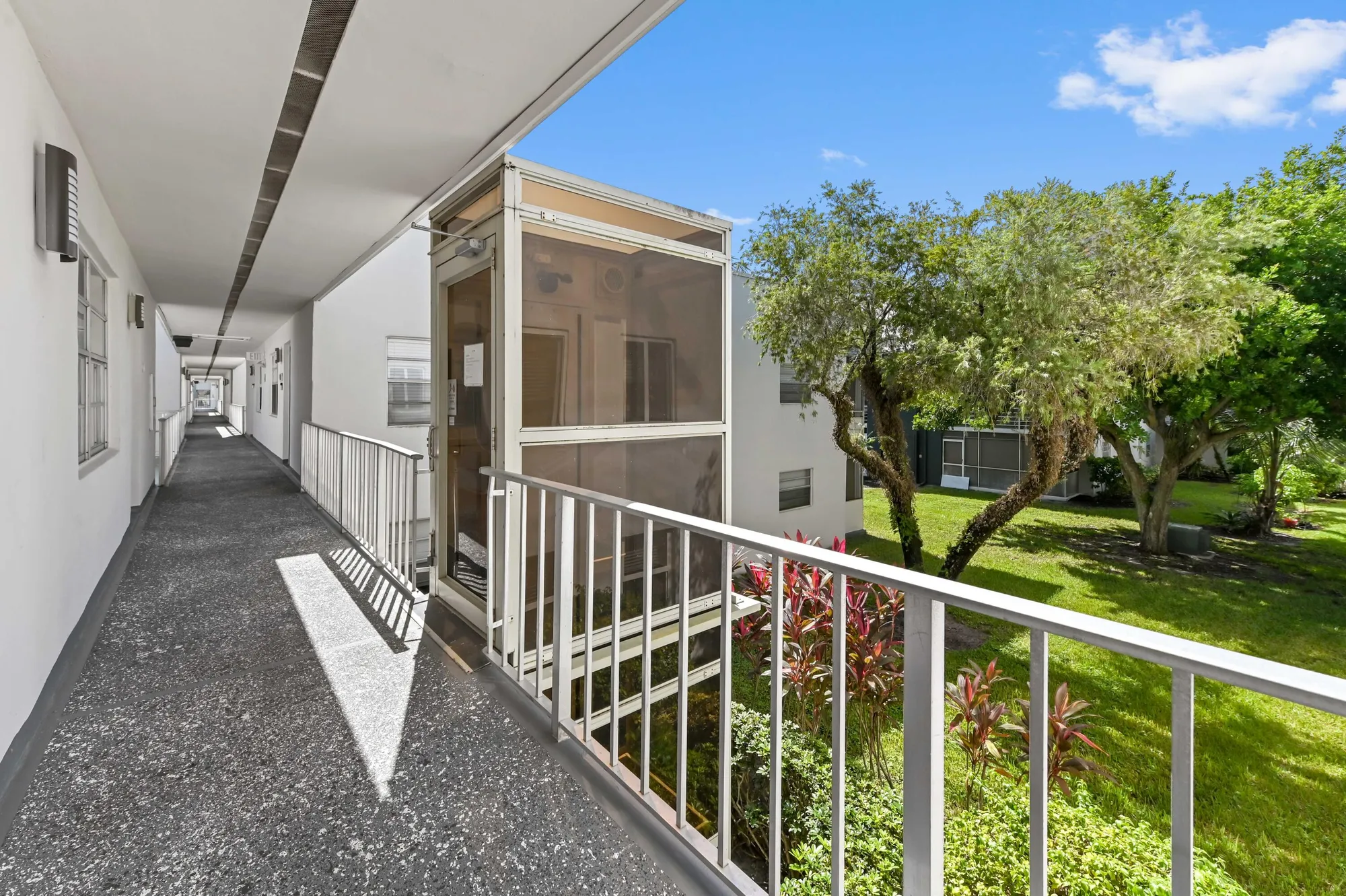Property Slideshow image 4 of 36 | 616 burgundy m, Delray Beach, FL, 33484