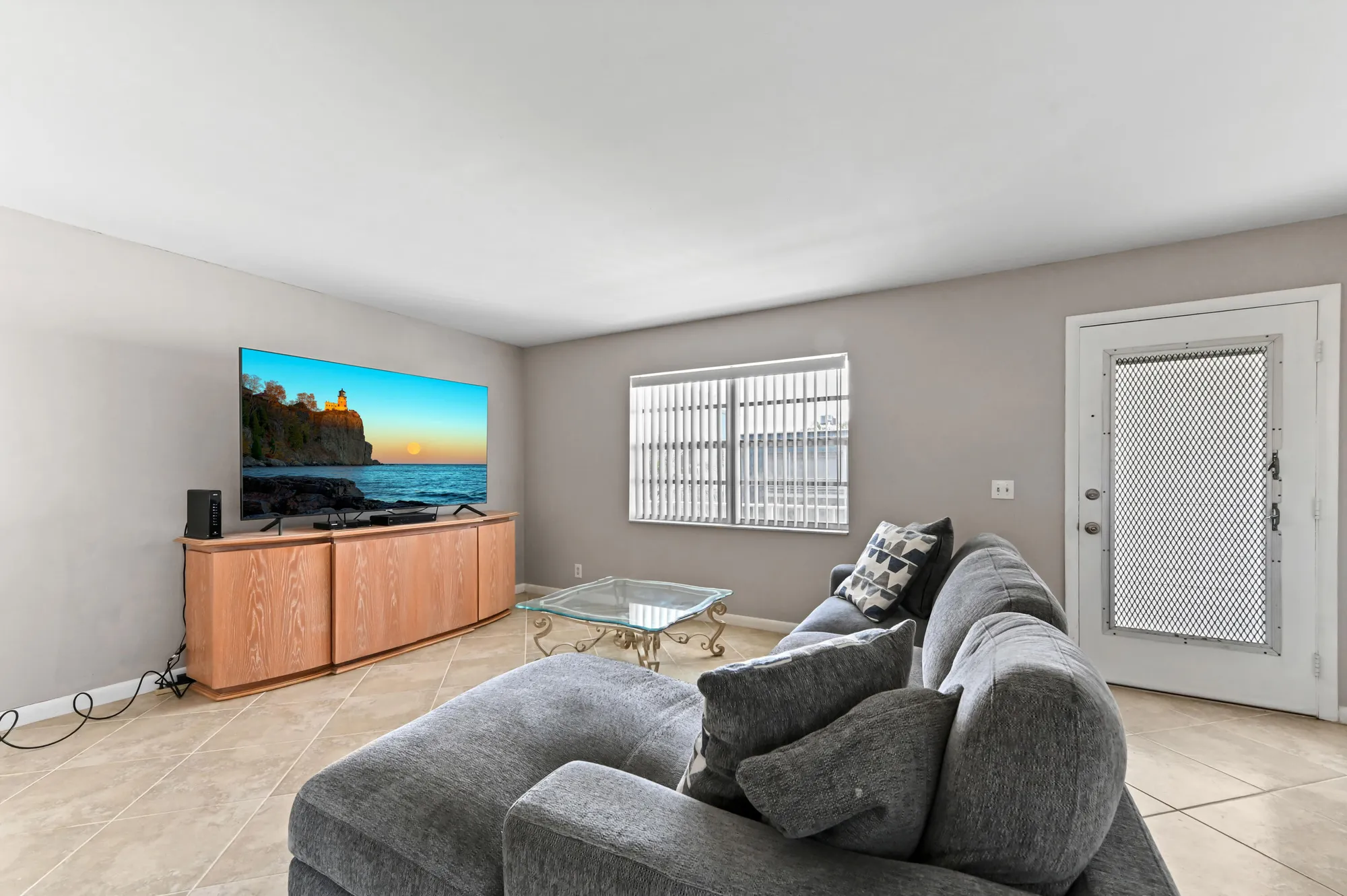 Property Slideshow image 8 of 36 | 616 burgundy m, Delray Beach, FL, 33484