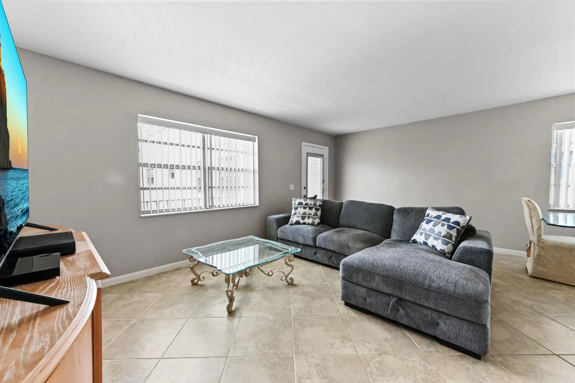 Property Slideshow image 10 of 36 | 616 burgundy m, Delray Beach, FL, 33484