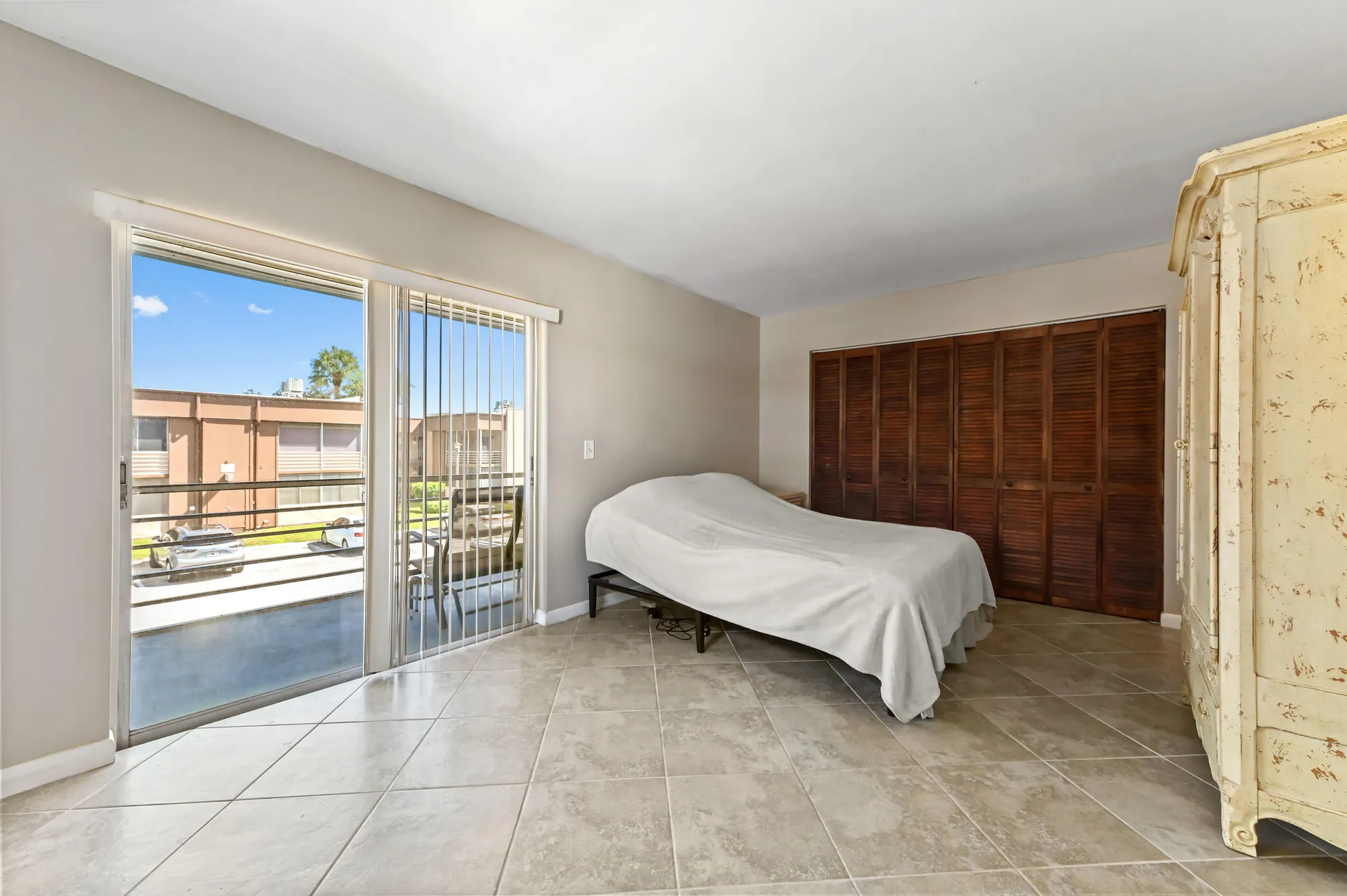 Property Slideshow image 16 of 36 | 616 burgundy m, Delray Beach, FL, 33484