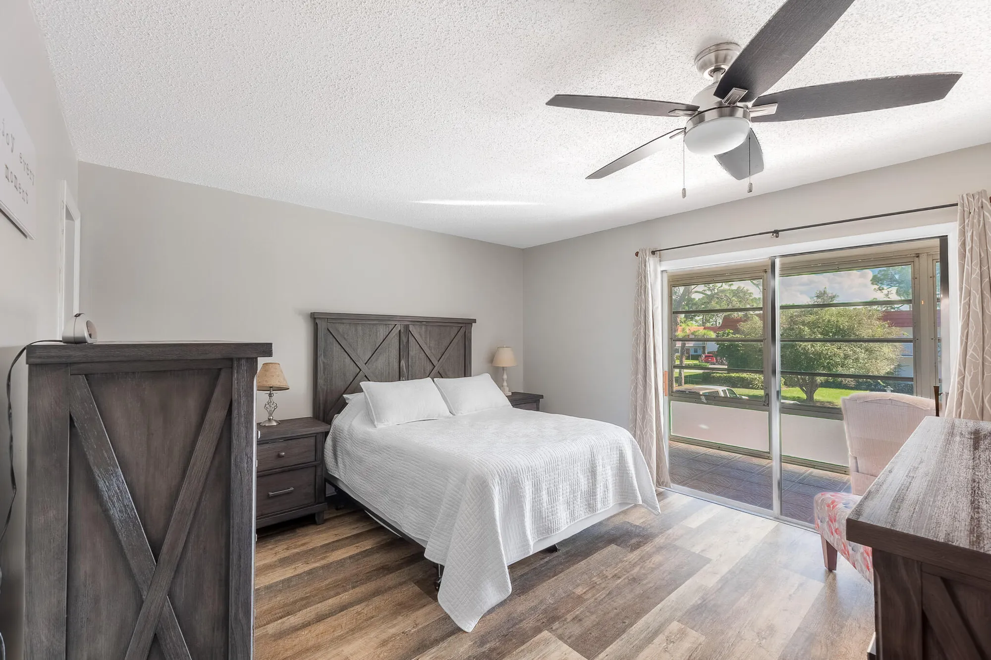 Property Slideshow image 9 of 19 | 2600 se ocean blvd ee14, Stuart, FL, 34996