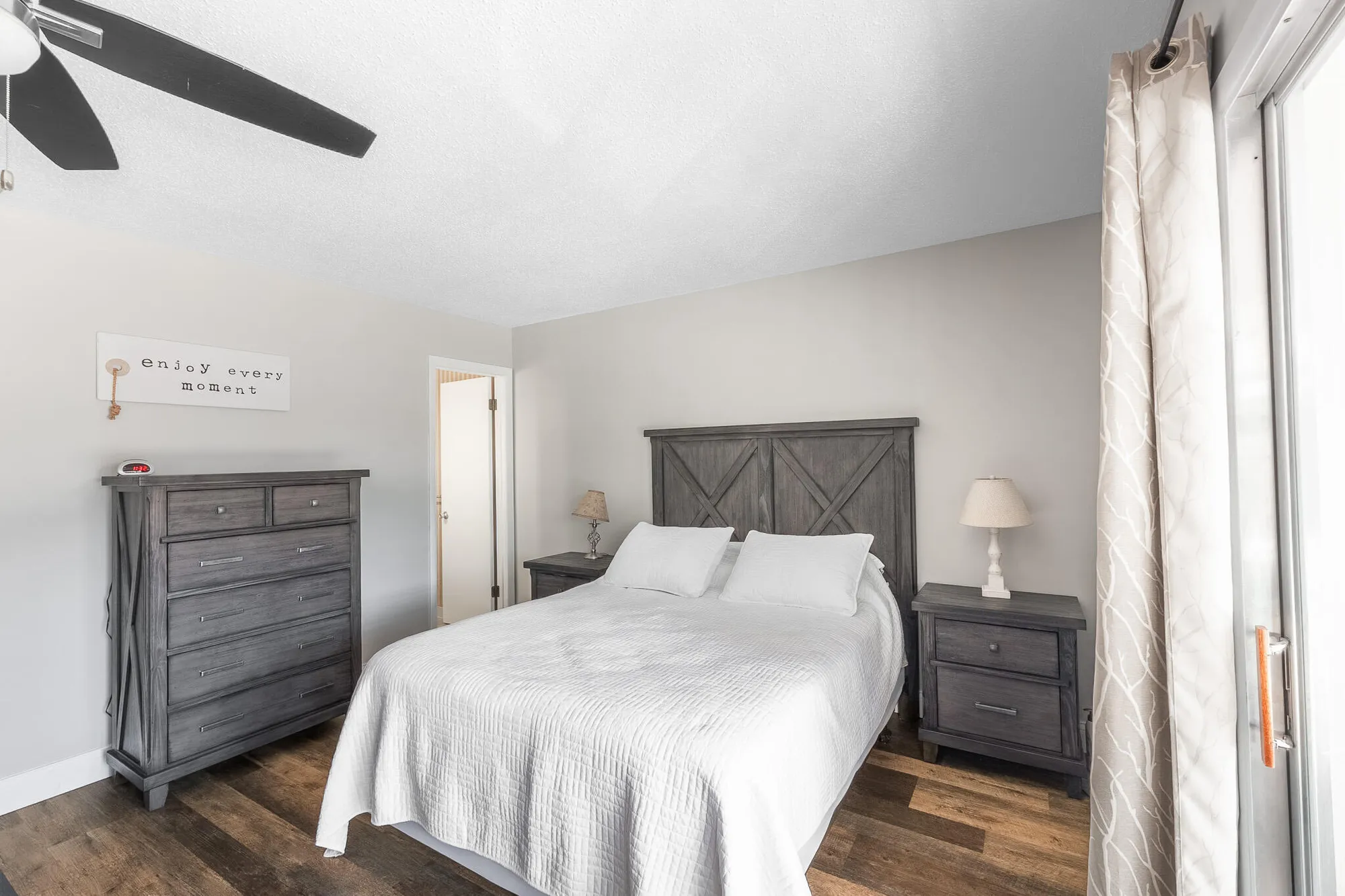 Property Slideshow image 10 of 19 | 2600 se ocean blvd ee14, Stuart, FL, 34996
