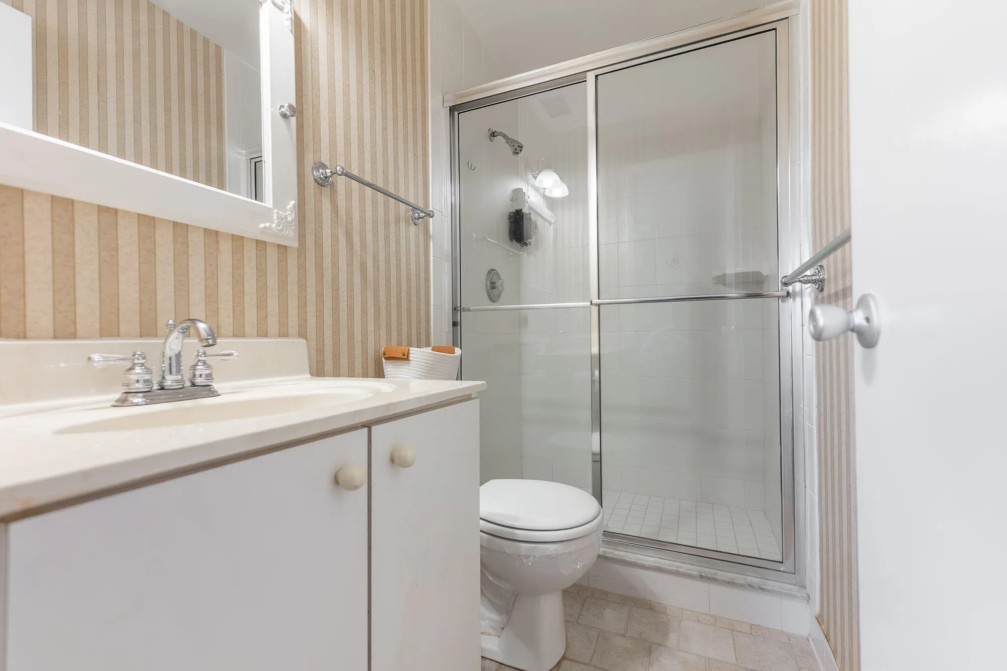 Property Slideshow image 14 of 19 | 2600 se ocean blvd ee14, Stuart, FL, 34996