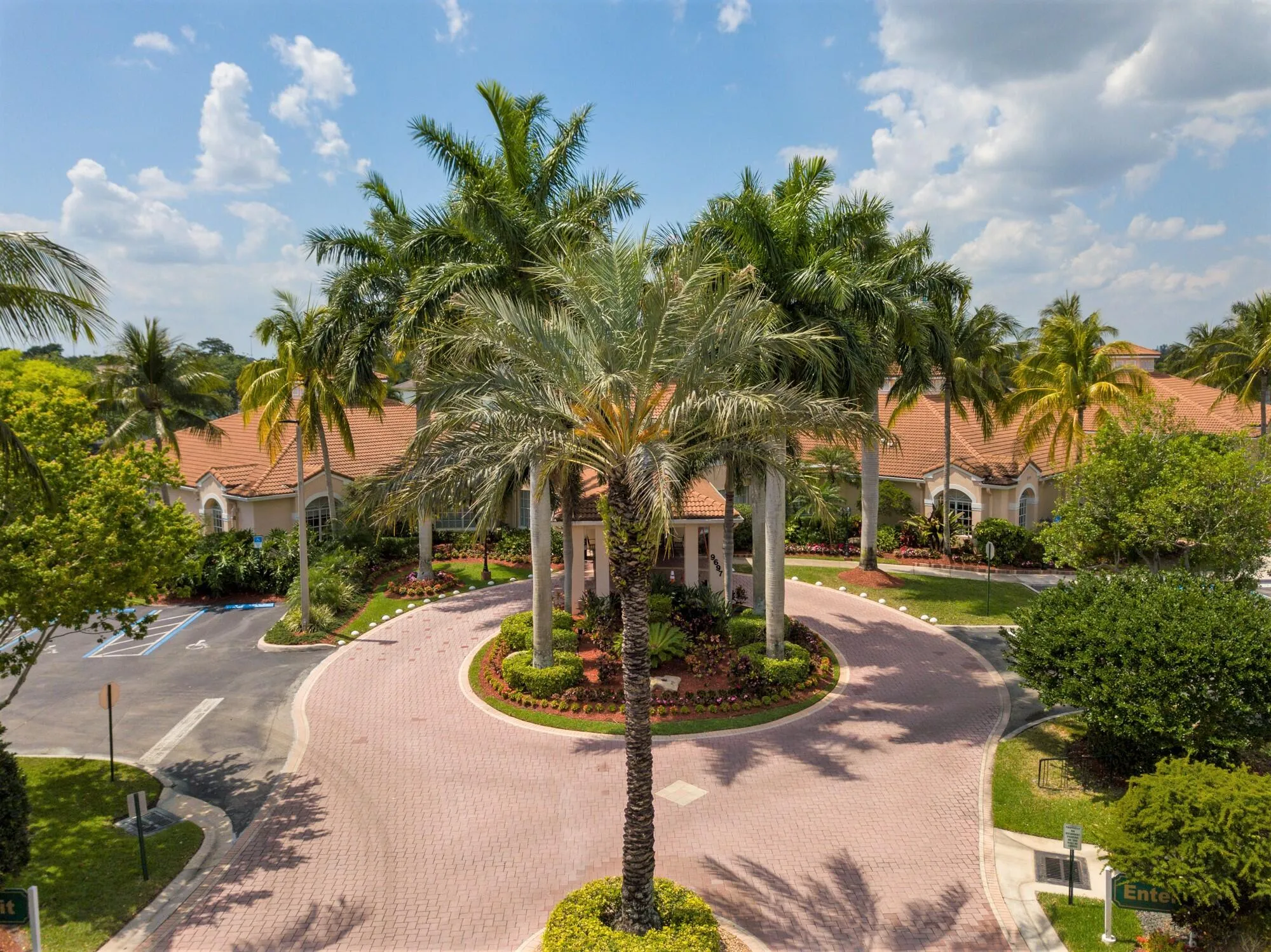 Property Slideshow image 31 of 43 | 9658 cherry blossom ct, Boynton Beach, FL, 33437